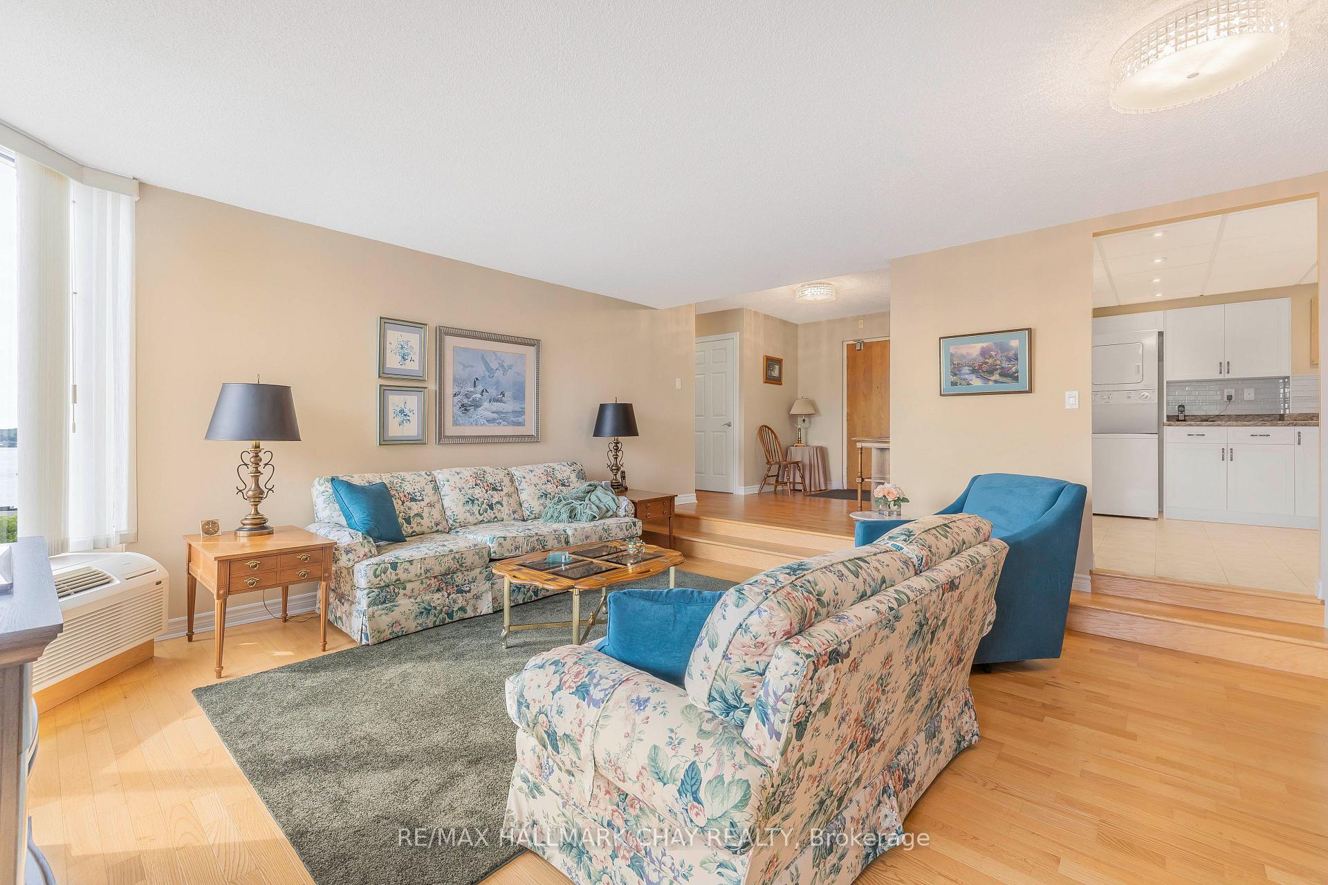 Photo 19 of Unit 505, 181 Collier Street, Barrie, North Shore — HOMEH