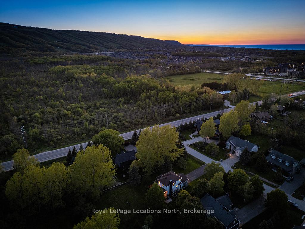 Photo 37 of 16 Trails End, Collingwood — HOMEH
