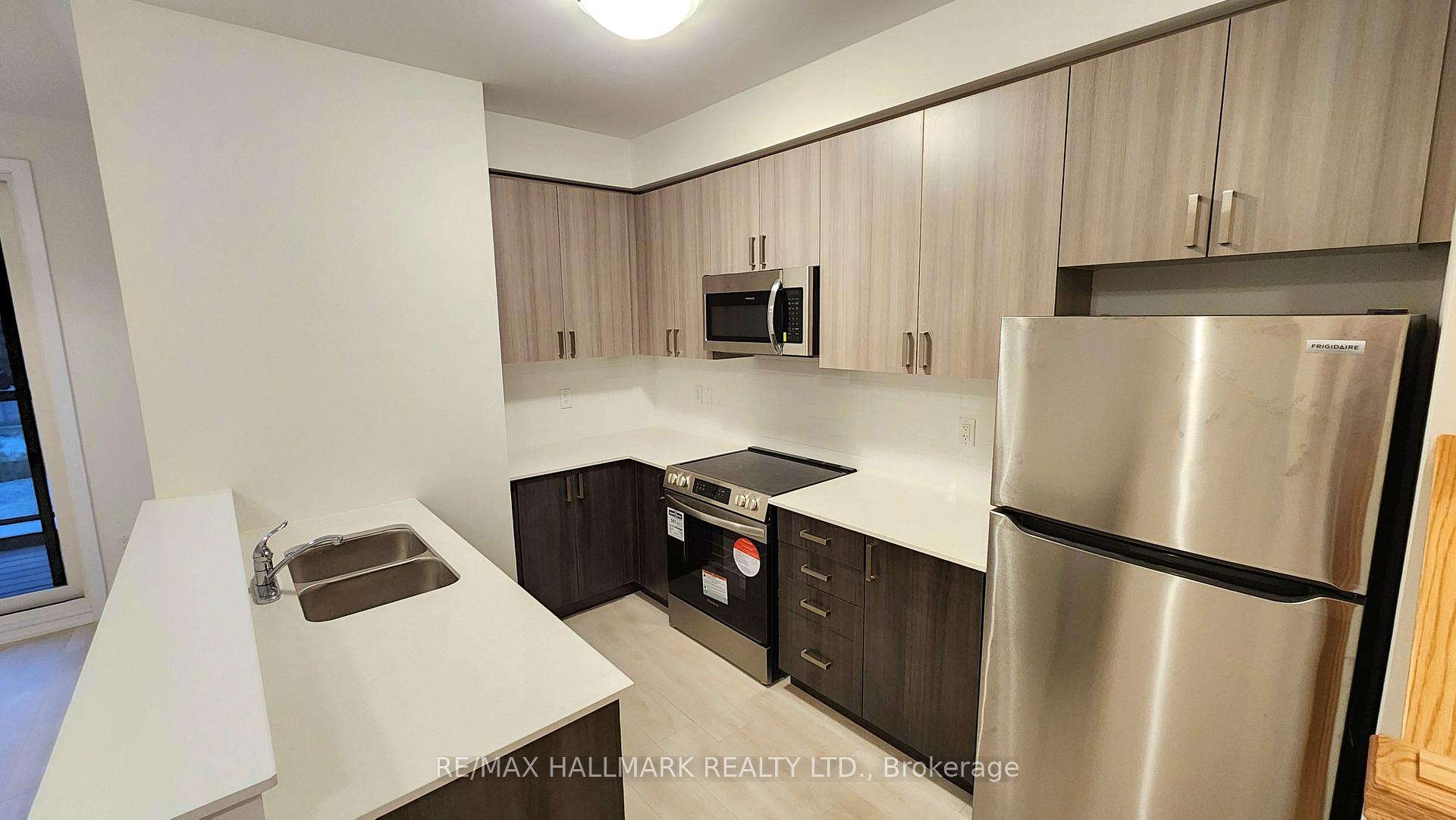 Photo 3 of 1856 Notion Road, Pickering, Village East — HOMEH