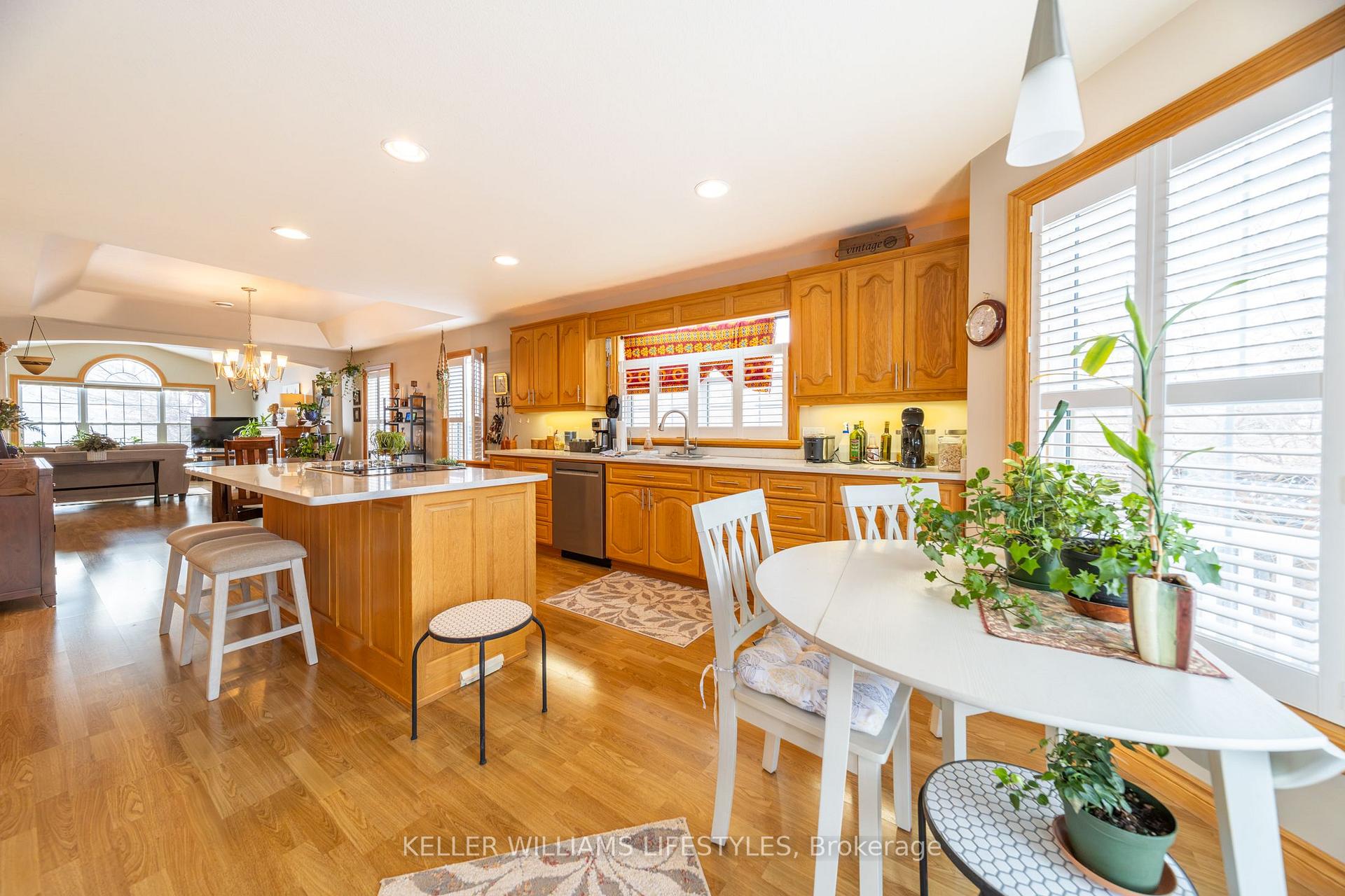 Photo 20 of 160 Brimicombe Crescent, Goderich, Goderich (Town) — HOMEH