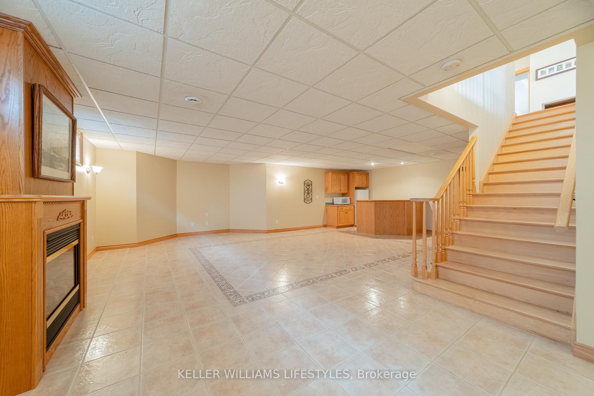 Photo 28 of 160 Brimicombe Crescent, Goderich, Goderich (Town) — HOMEH