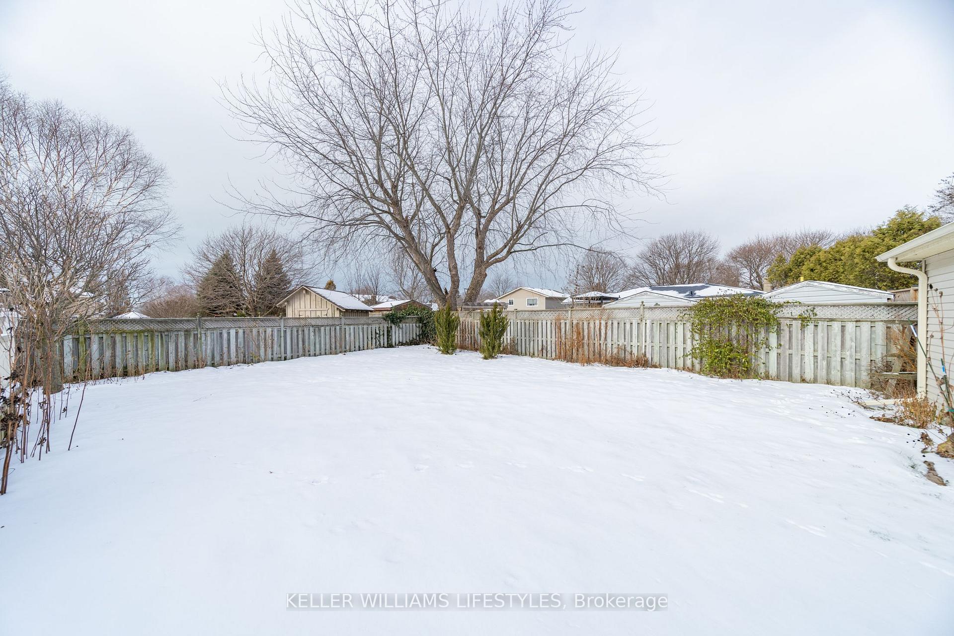 Photo 45 of 160 Brimicombe Crescent, Goderich, Goderich (Town) — HOMEH