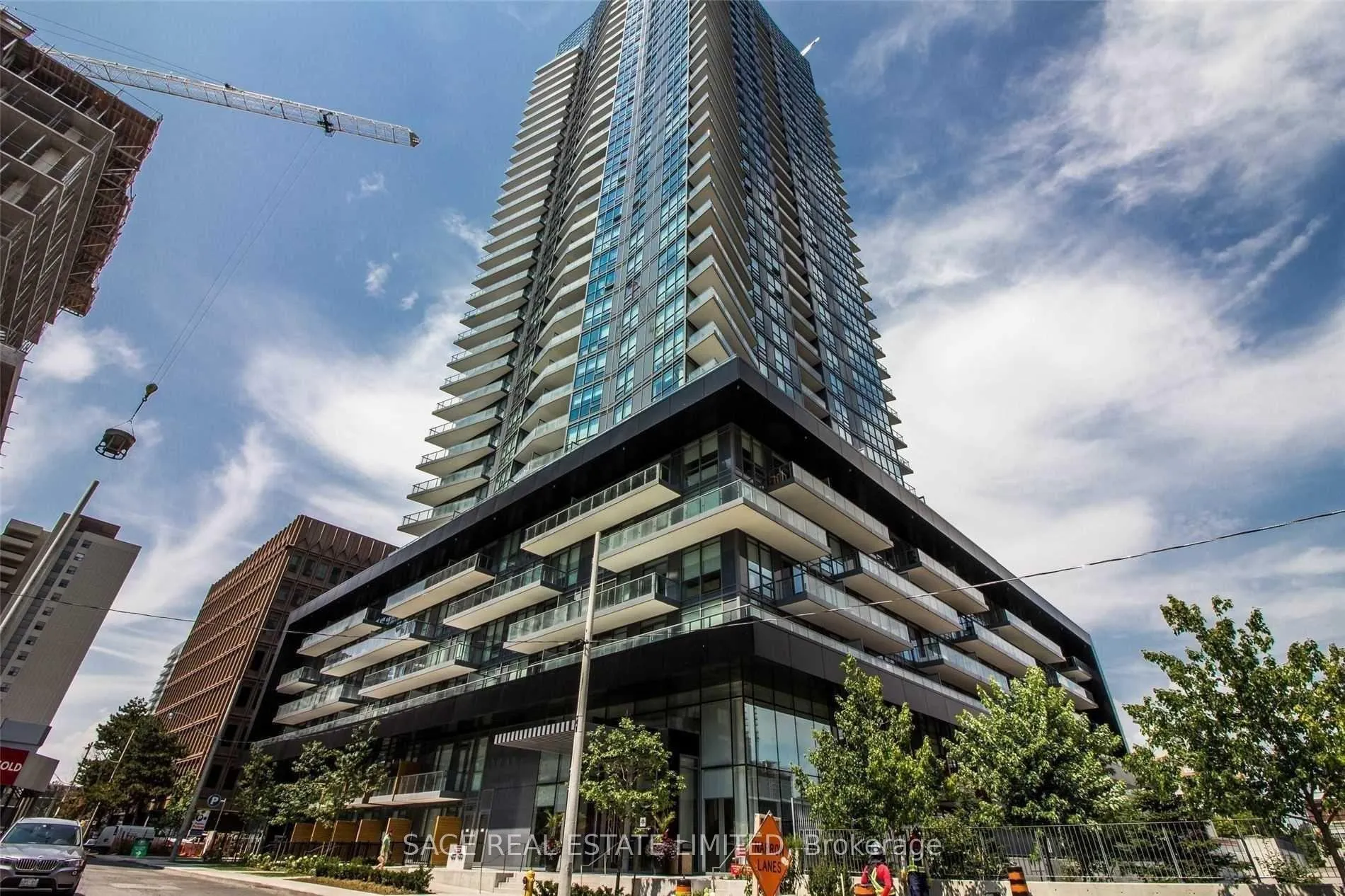 Front of Unit 805, 30 Roehampton Avenue