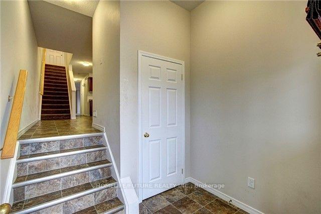 Photo 3 of Unit 4C, 931 Glasgow Street, Kitchener, Highland West — HOMEH