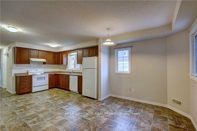 Photo 4 of Unit 4C, 931 Glasgow Street, Kitchener, Highland West — HOMEH