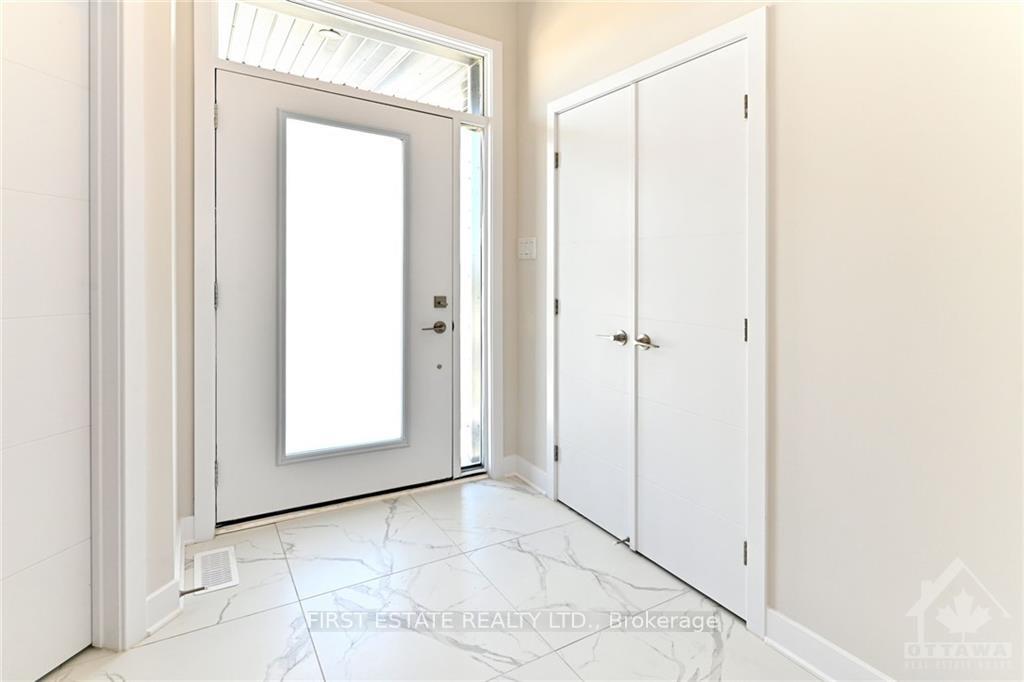 Photo 4 of 964 Acoustic Way, Ottawa, Riverside South/Gloucester Glen — HOMEH