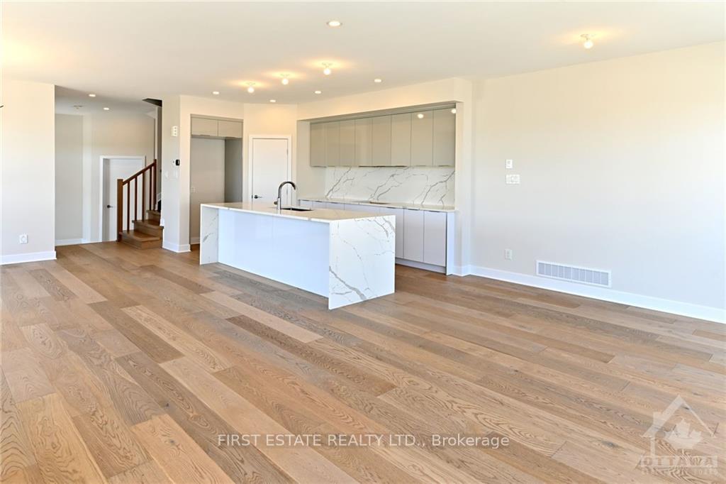 Photo 13 of 964 Acoustic Way, Ottawa, Riverside South/Gloucester Glen — HOMEH
