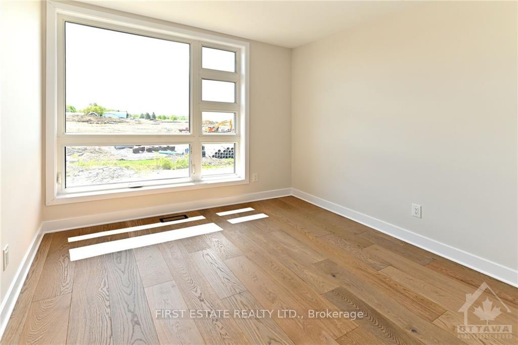 Photo 20 of 964 Acoustic Way, Ottawa, Riverside South/Gloucester Glen — HOMEH