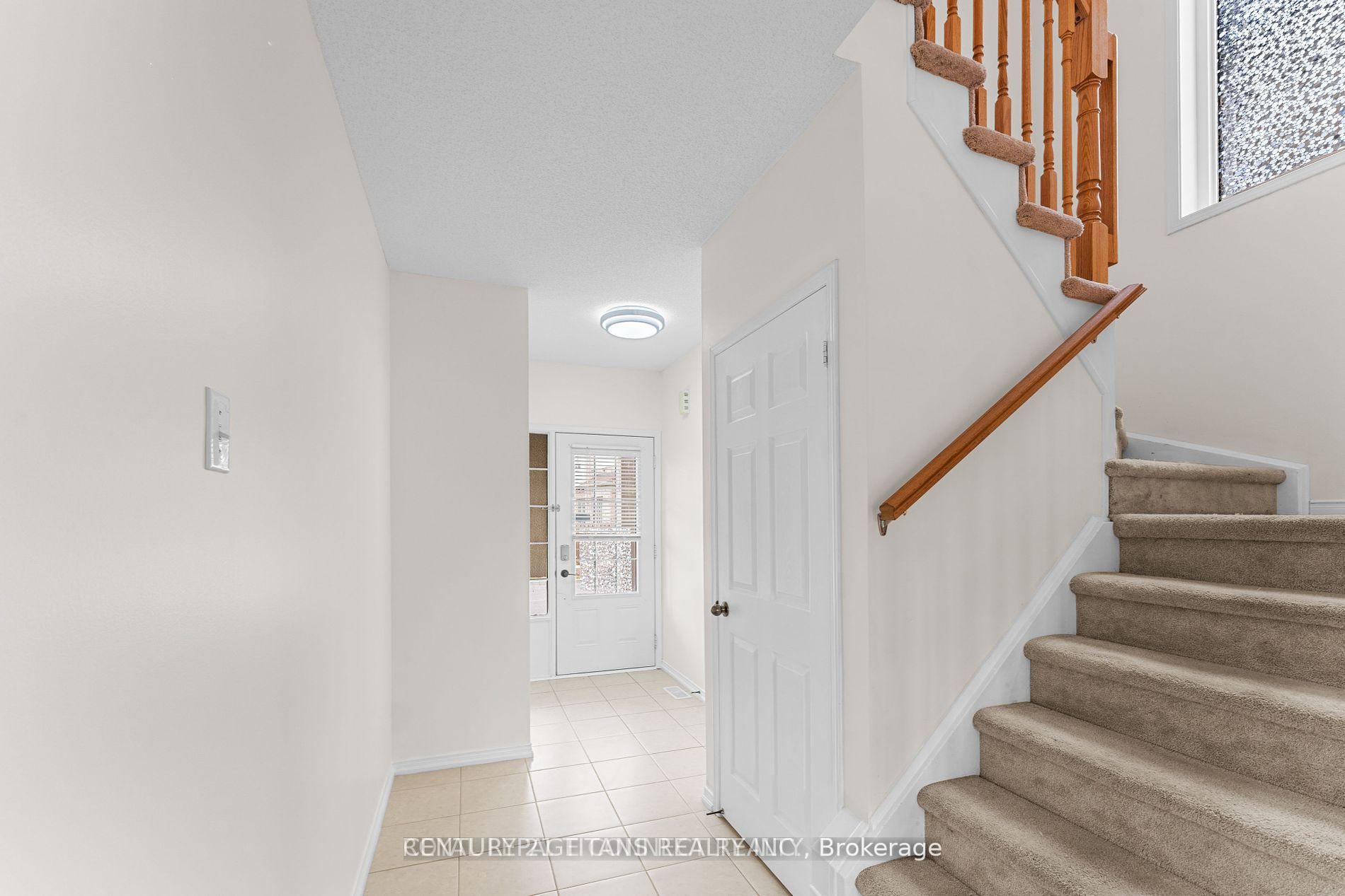 Photo 4 of 23 Headon Avenue, Ajax, Central East — HOMEH