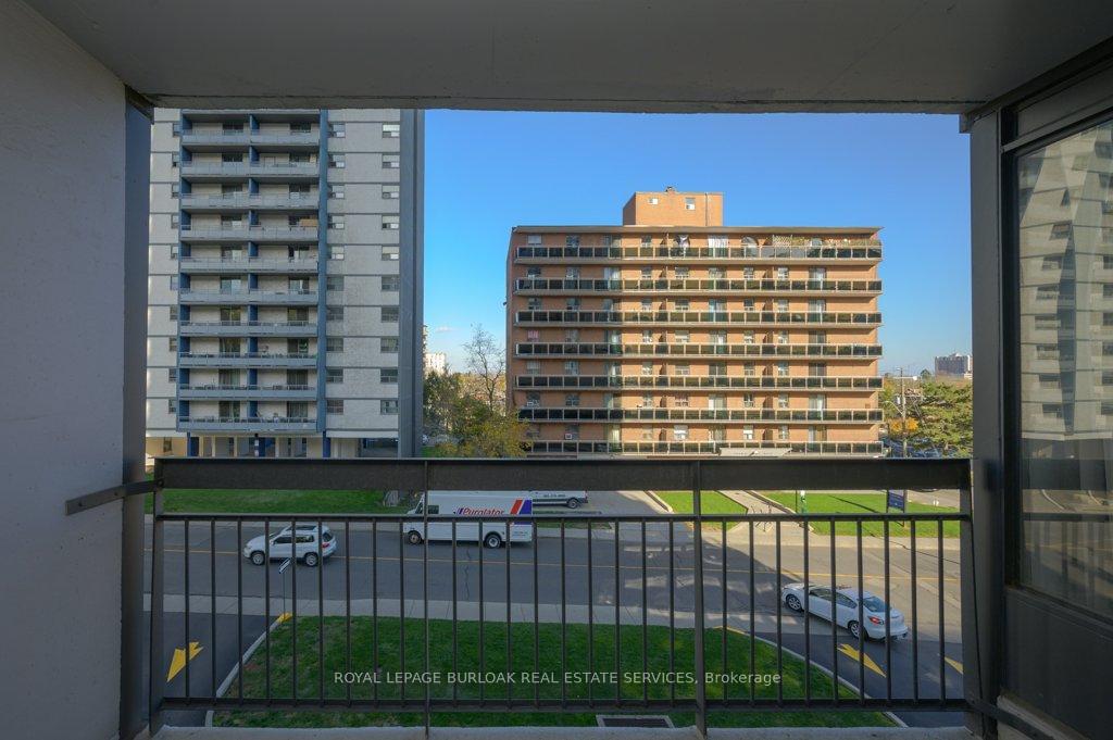 Photo 14 of Unit 303, 150 Charlton Avenue E, Hamilton, Corktown — HOMEH