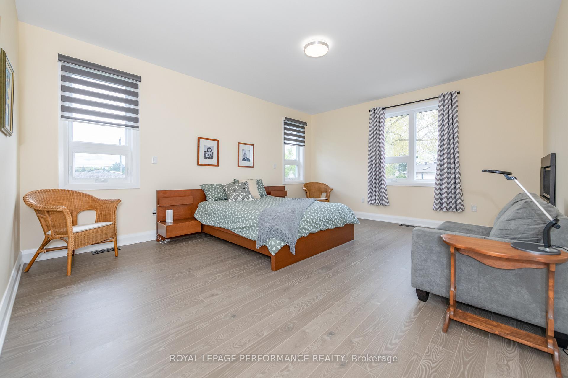 Photo 16 of 106 James Cummings Avenue, Ottawa, Crystal Bay/Rocky Point — HOMEH