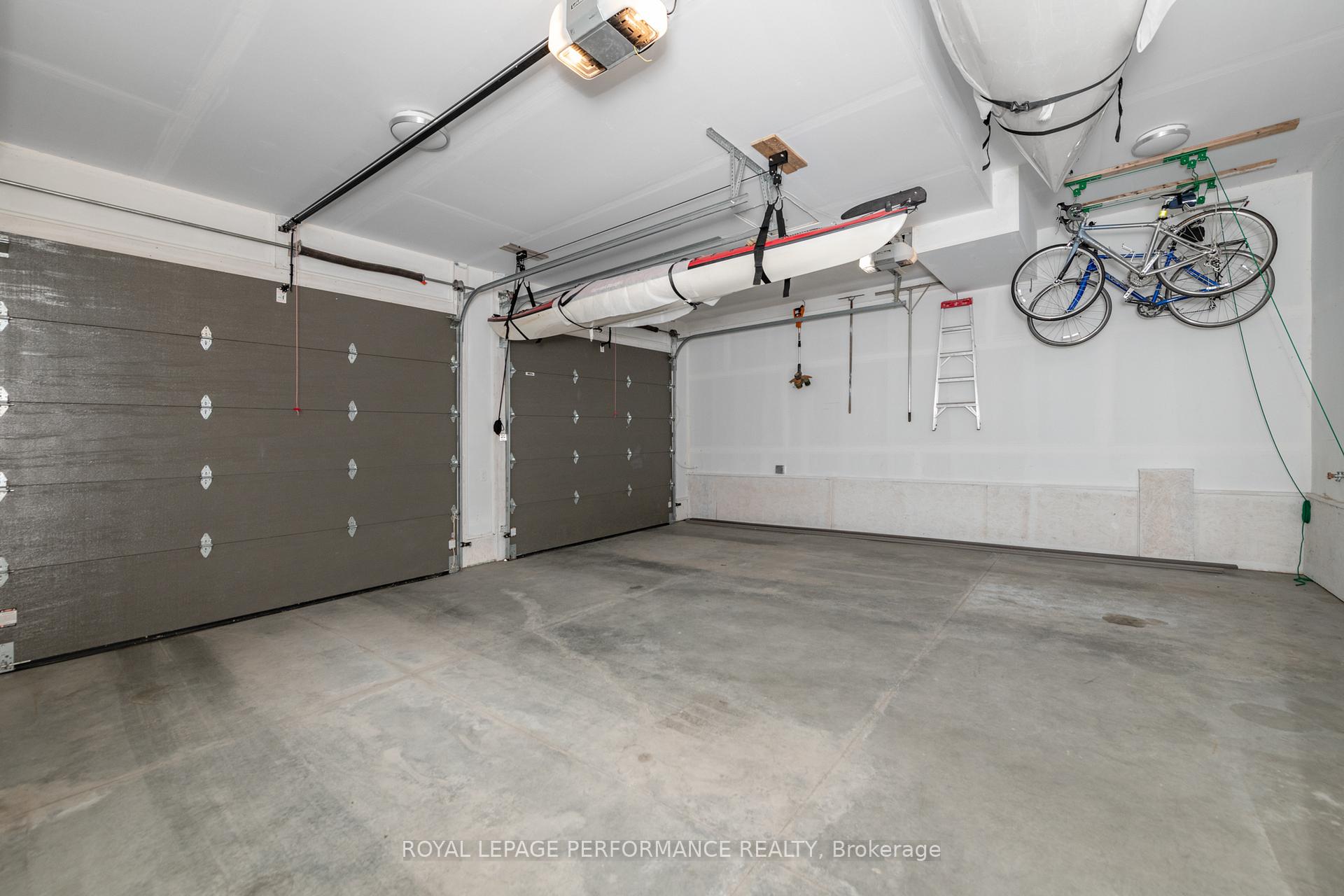 Photo 24 of 106 James Cummings Avenue, Ottawa, Crystal Bay/Rocky Point — HOMEH