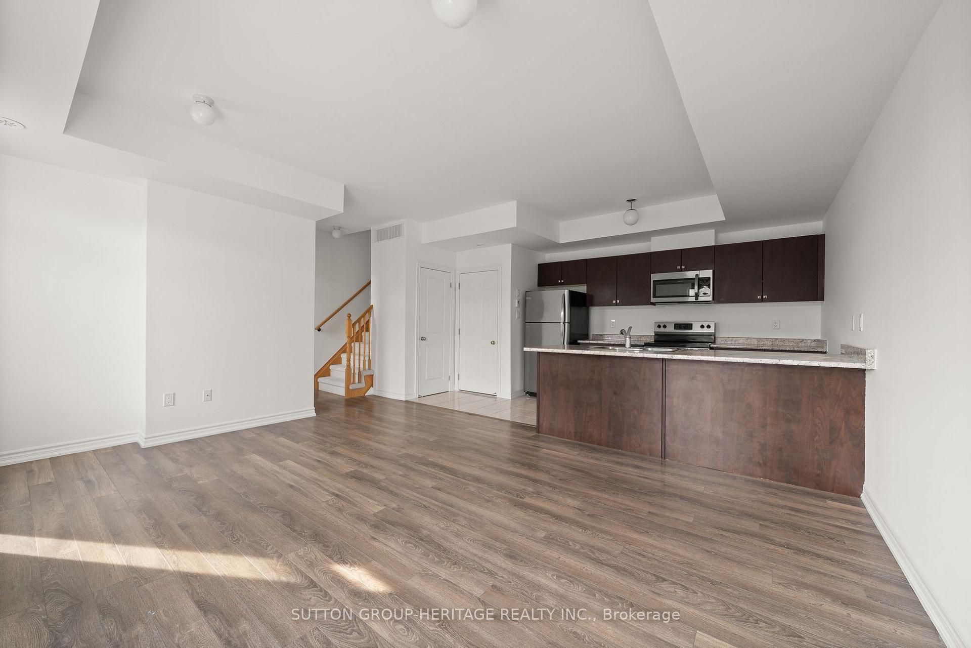 Photo 4 of 2598 William Jackson Drive, Pickering, Duffin Heights — HOMEH