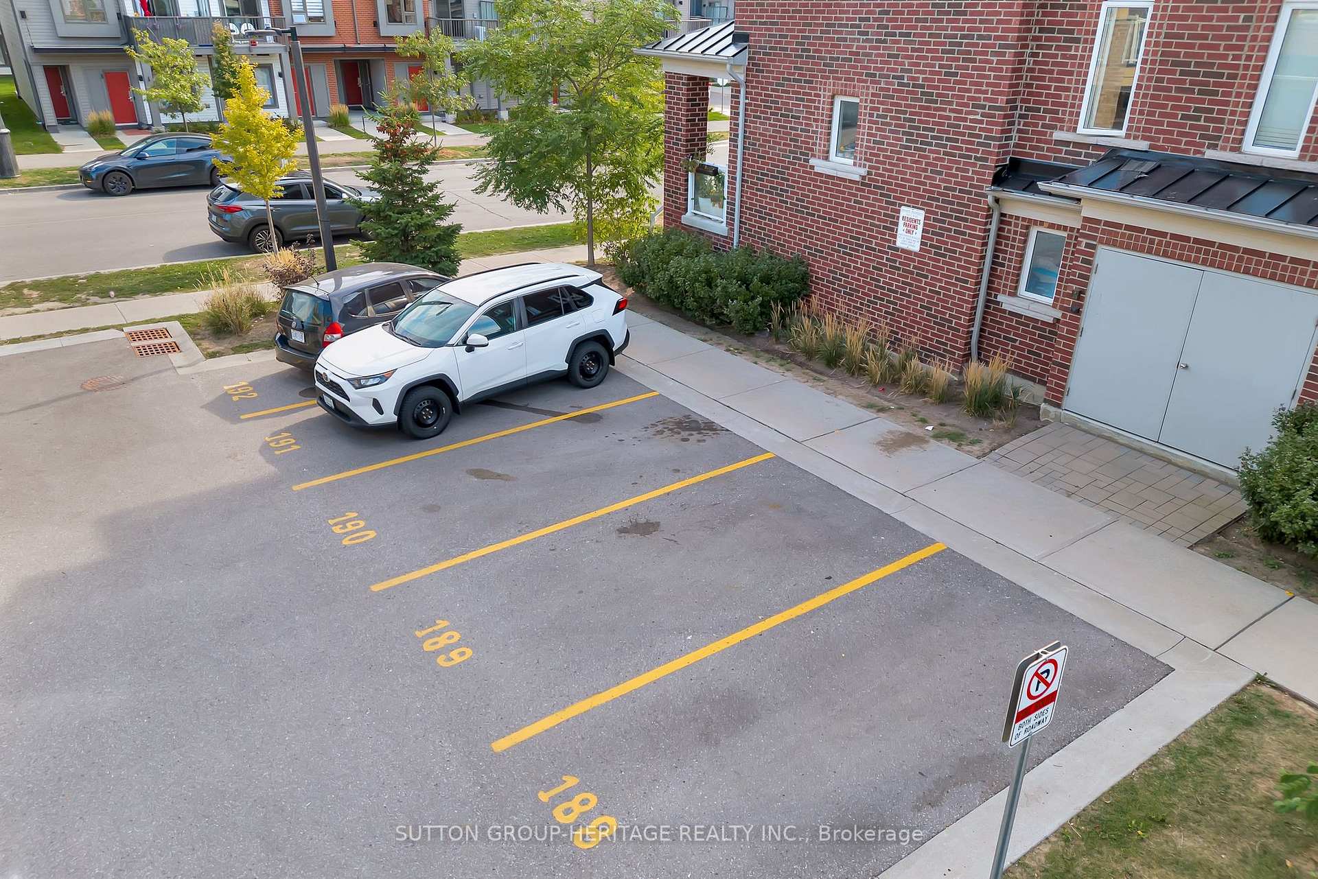 Photo 27 of 2598 William Jackson Drive, Pickering, Duffin Heights — HOMEH