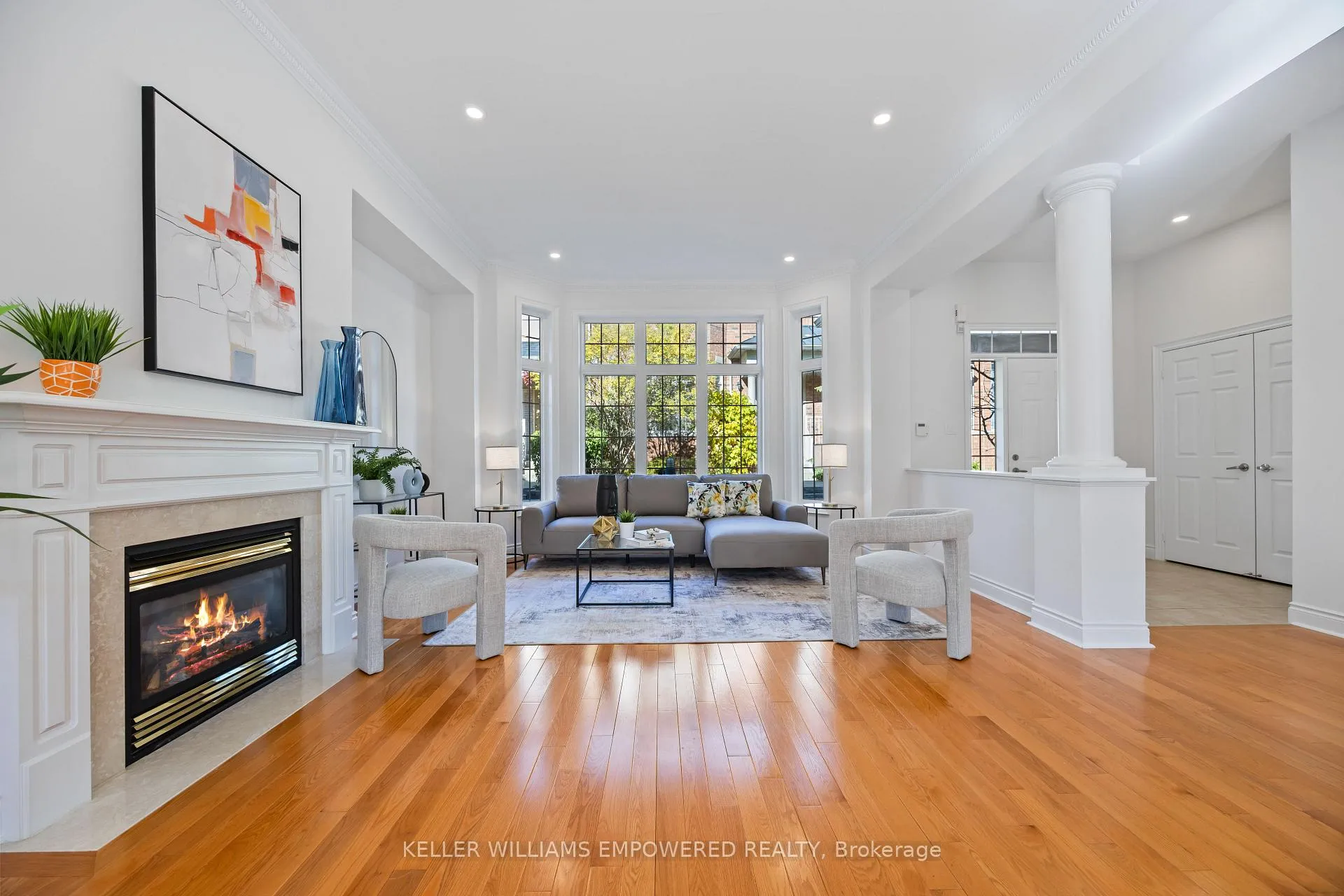 Photo 8 of 109 Legends Way, Markham, Unionville — HOMEH