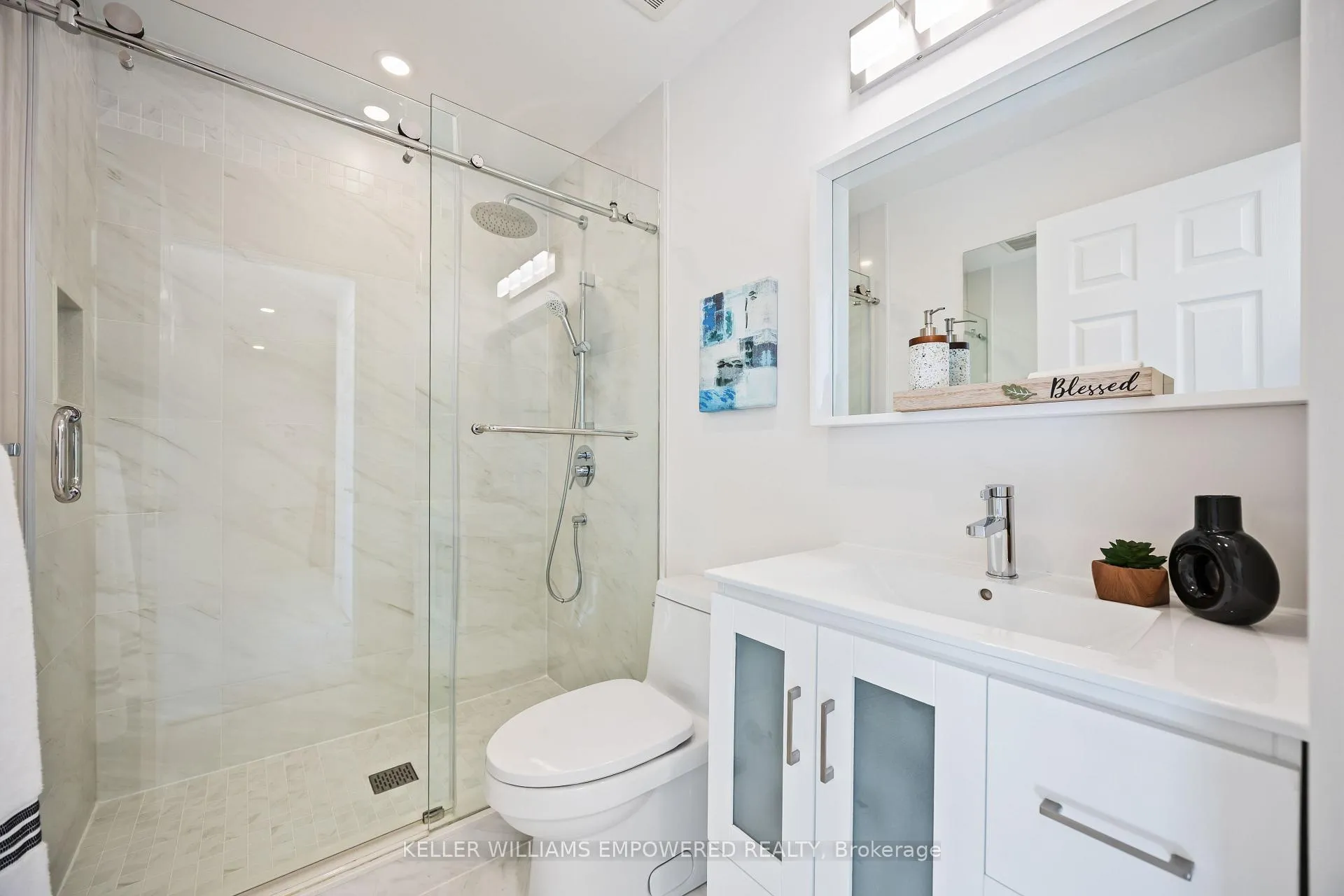 Photo 24 of 109 Legends Way, Markham, Unionville — HOMEH