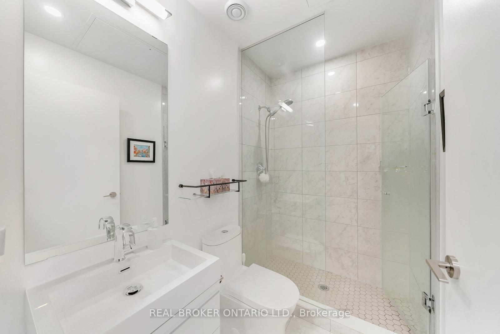Photo 18 of Unit 508, 39 Roehampton Avenue, Toronto, Mount Pleasant West — HOMEH