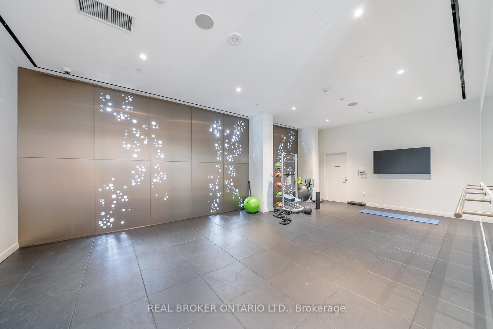 Photo 22 of Unit 508, 39 Roehampton Avenue, Toronto, Mount Pleasant West — HOMEH