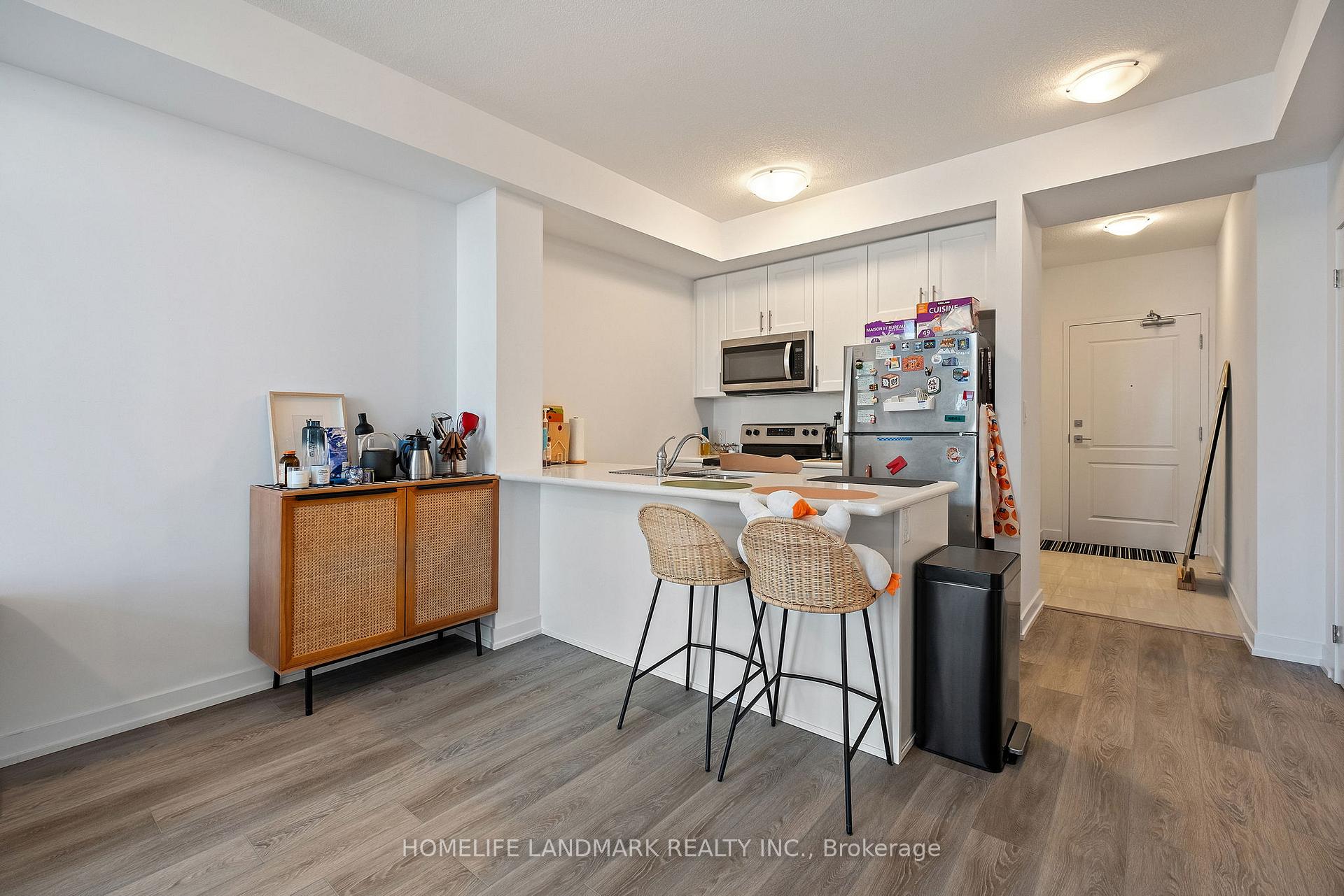 Photo 7 of Unit 906, 450 Dundas Street E, Hamilton, Waterdown — HOMEH