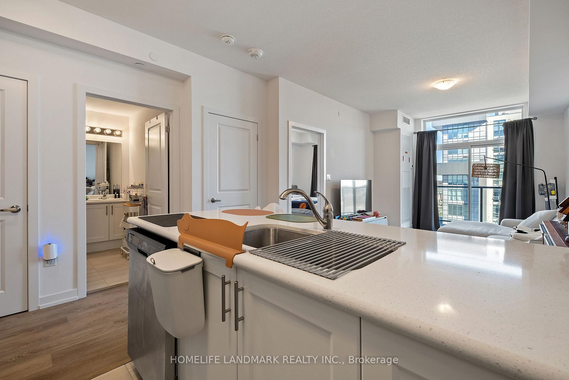Photo 10 of Unit 906, 450 Dundas Street E, Hamilton, Waterdown — HOMEH