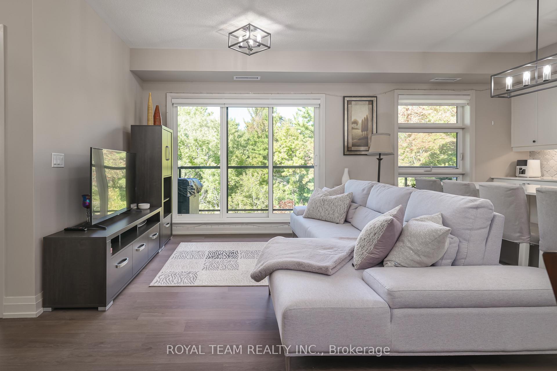 Photo 11 of Unit 307, 555 William Graham Drive, Aurora, Rural Aurora — HOMEH