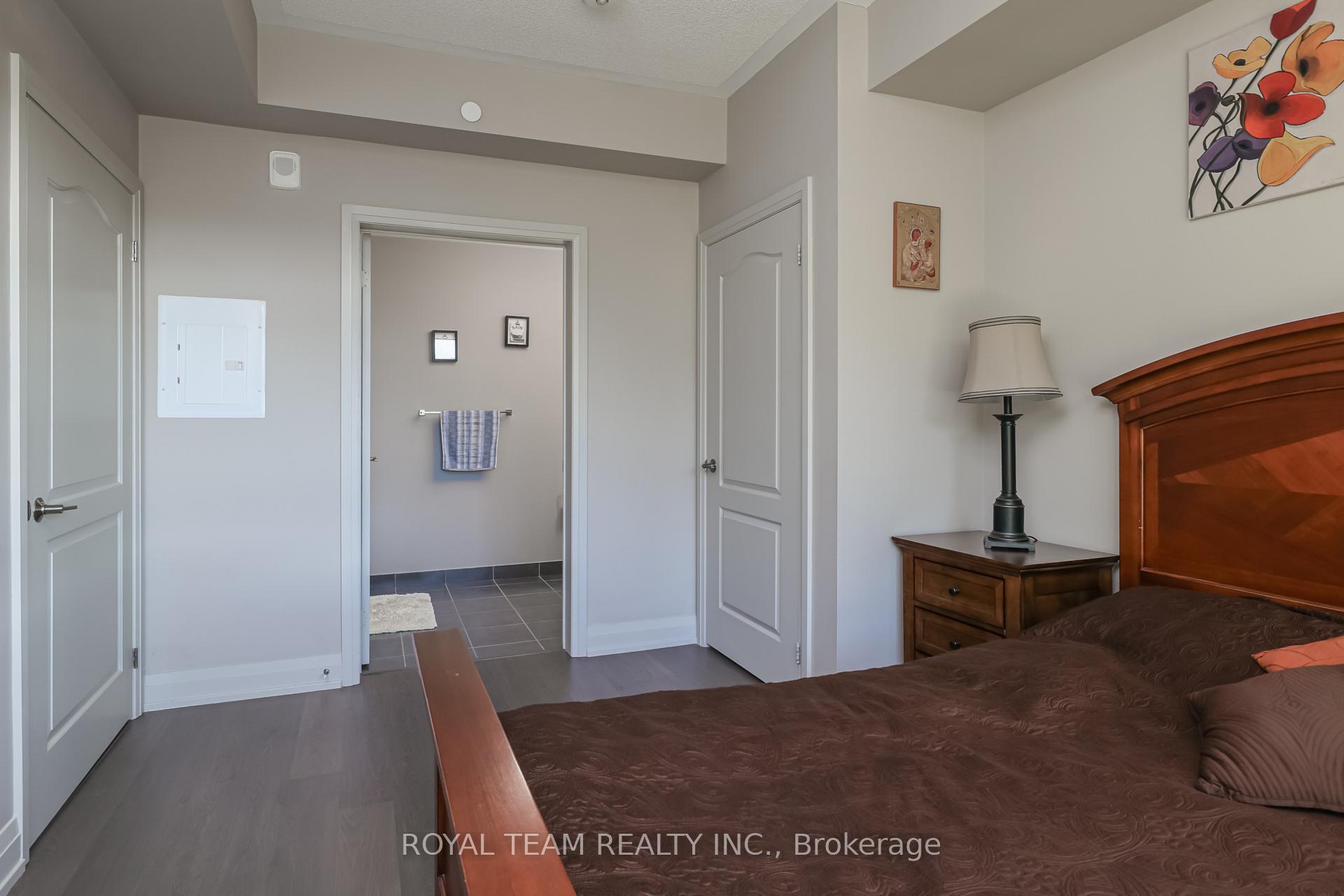 Photo 21 of Unit 307, 555 William Graham Drive, Aurora, Rural Aurora — HOMEH