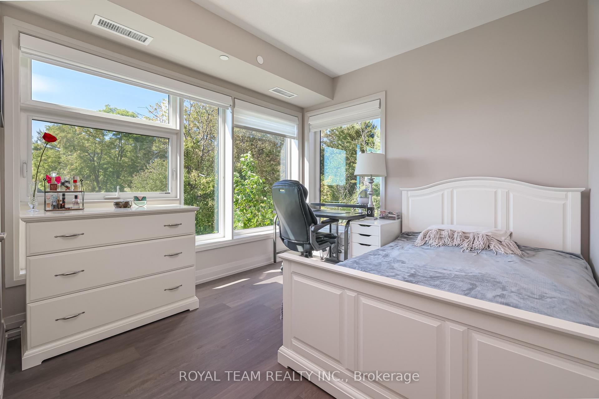 Photo 23 of Unit 307, 555 William Graham Drive, Aurora, Rural Aurora — HOMEH