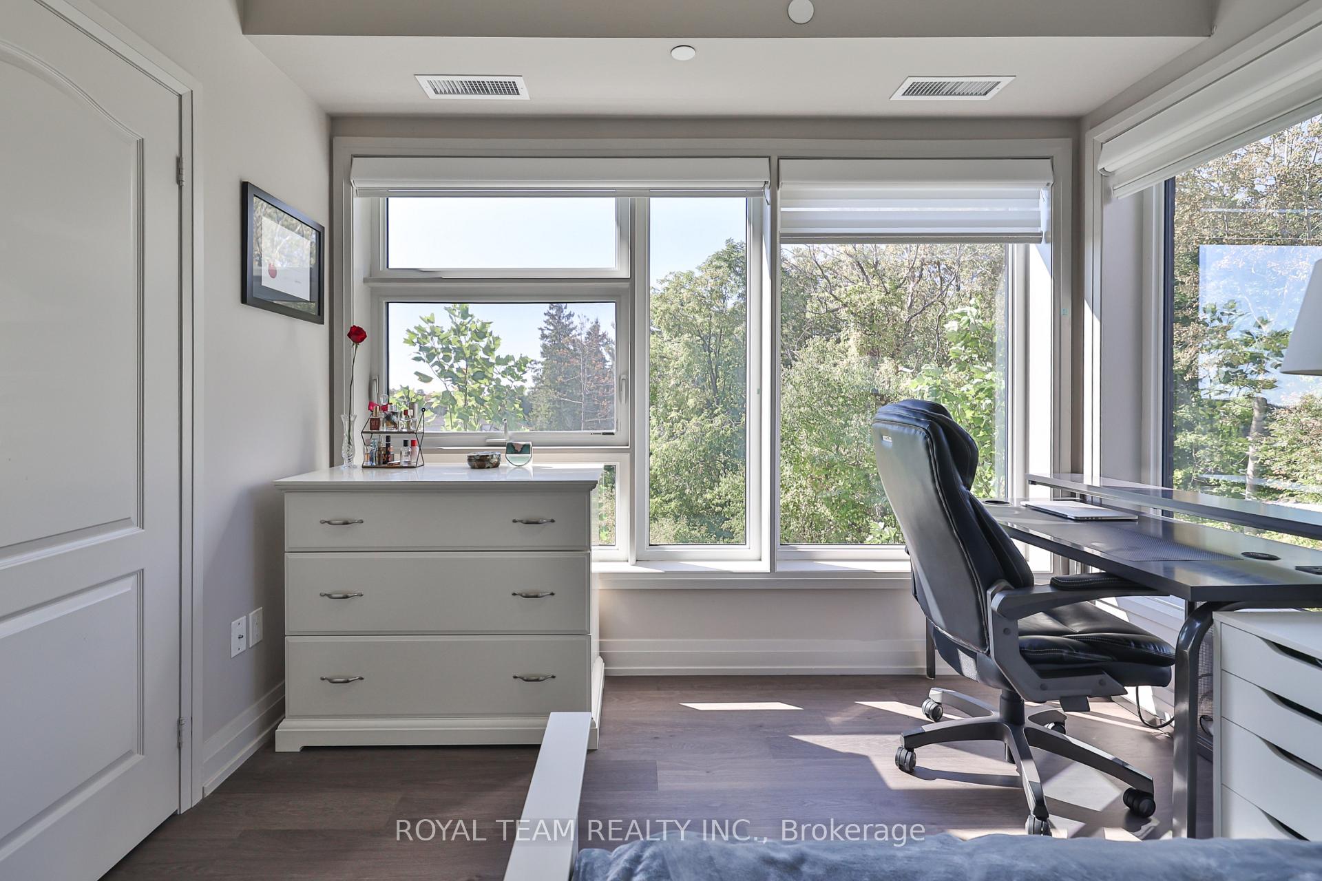 Photo 25 of Unit 307, 555 William Graham Drive, Aurora, Rural Aurora — HOMEH