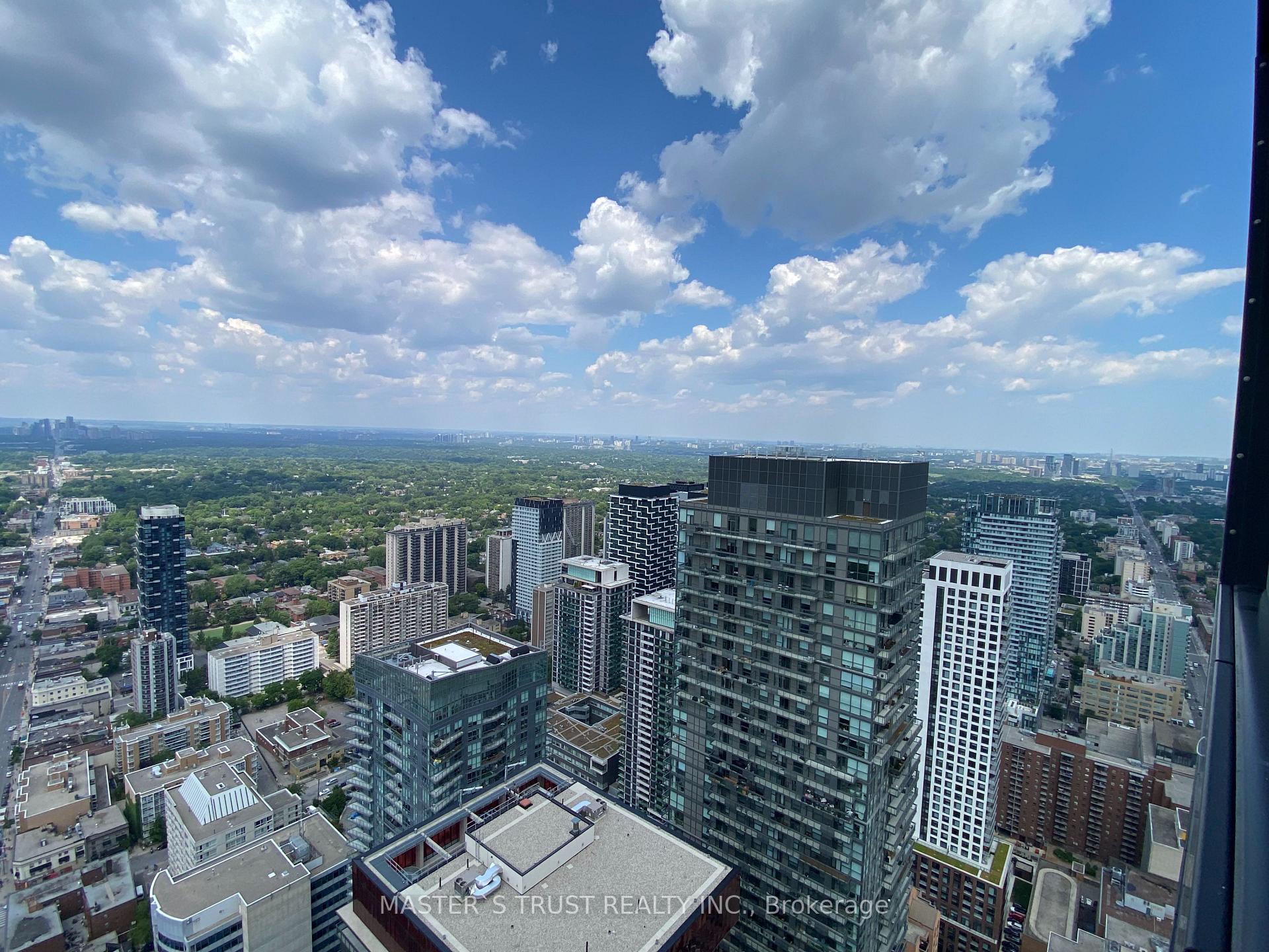 Photo 11 of Unit 5007, 8 Eglinton Avenue E, Toronto, Mount Pleasant West — HOMEH