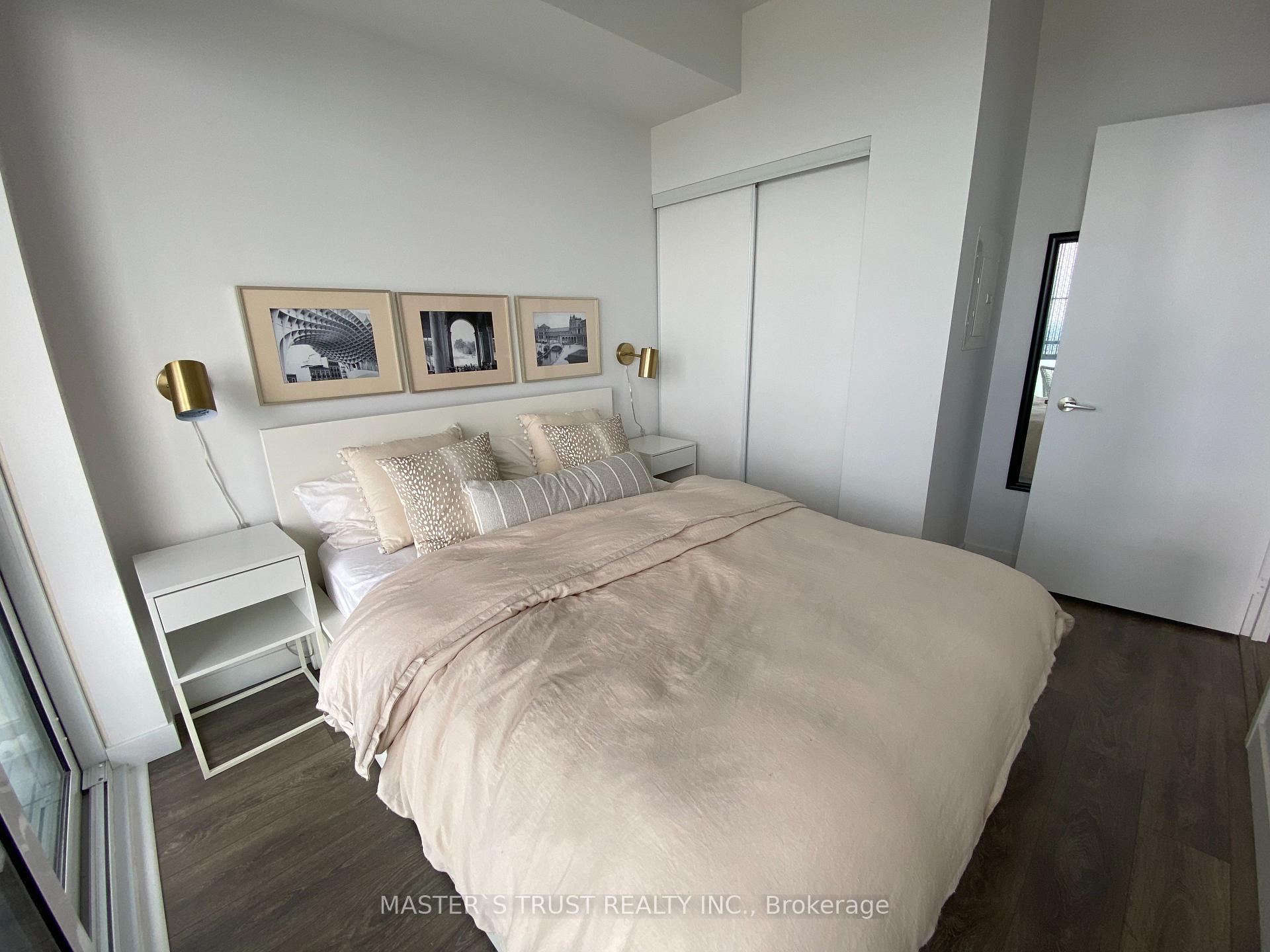 Photo 14 of Unit 5007, 8 Eglinton Avenue E, Toronto, Mount Pleasant West — HOMEH