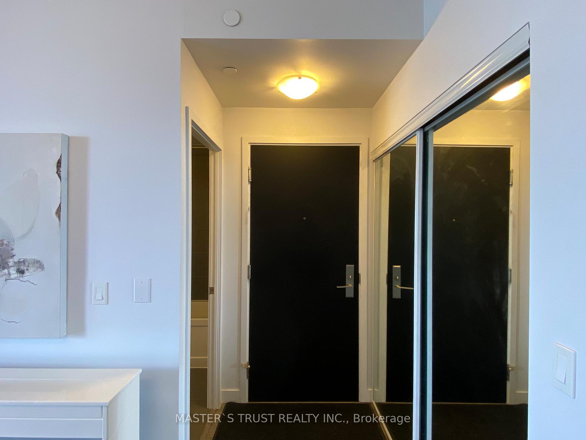 Photo 15 of Unit 5007, 8 Eglinton Avenue E, Toronto, Mount Pleasant West — HOMEH