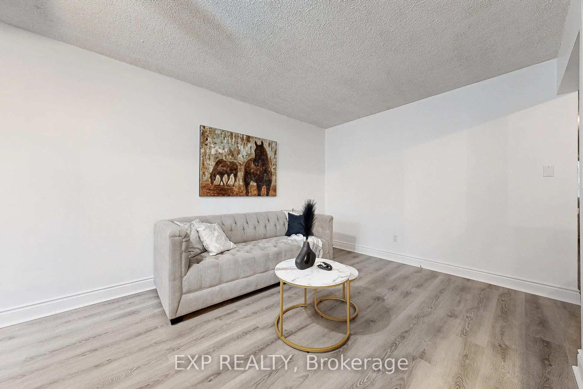 Photo 9 of 54 Parker Crescent, Ajax, South East — HOMEH