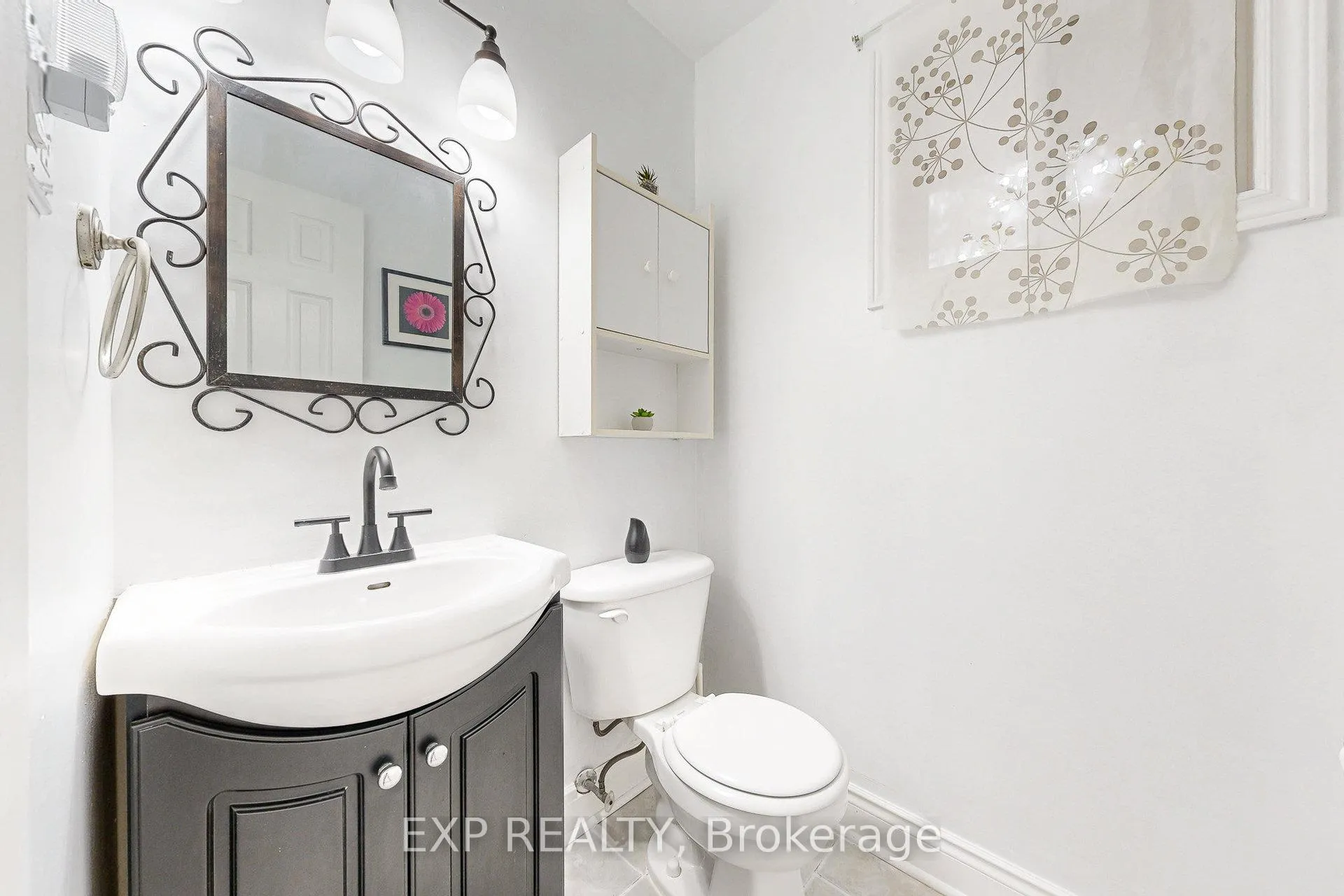Photo 14 of 54 Parker Crescent, Ajax, South East — HOMEH
