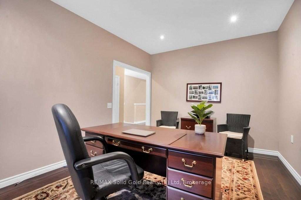 Photo 7 of Unit 26, 50 Bryan Court, Kitchener — HOMEH