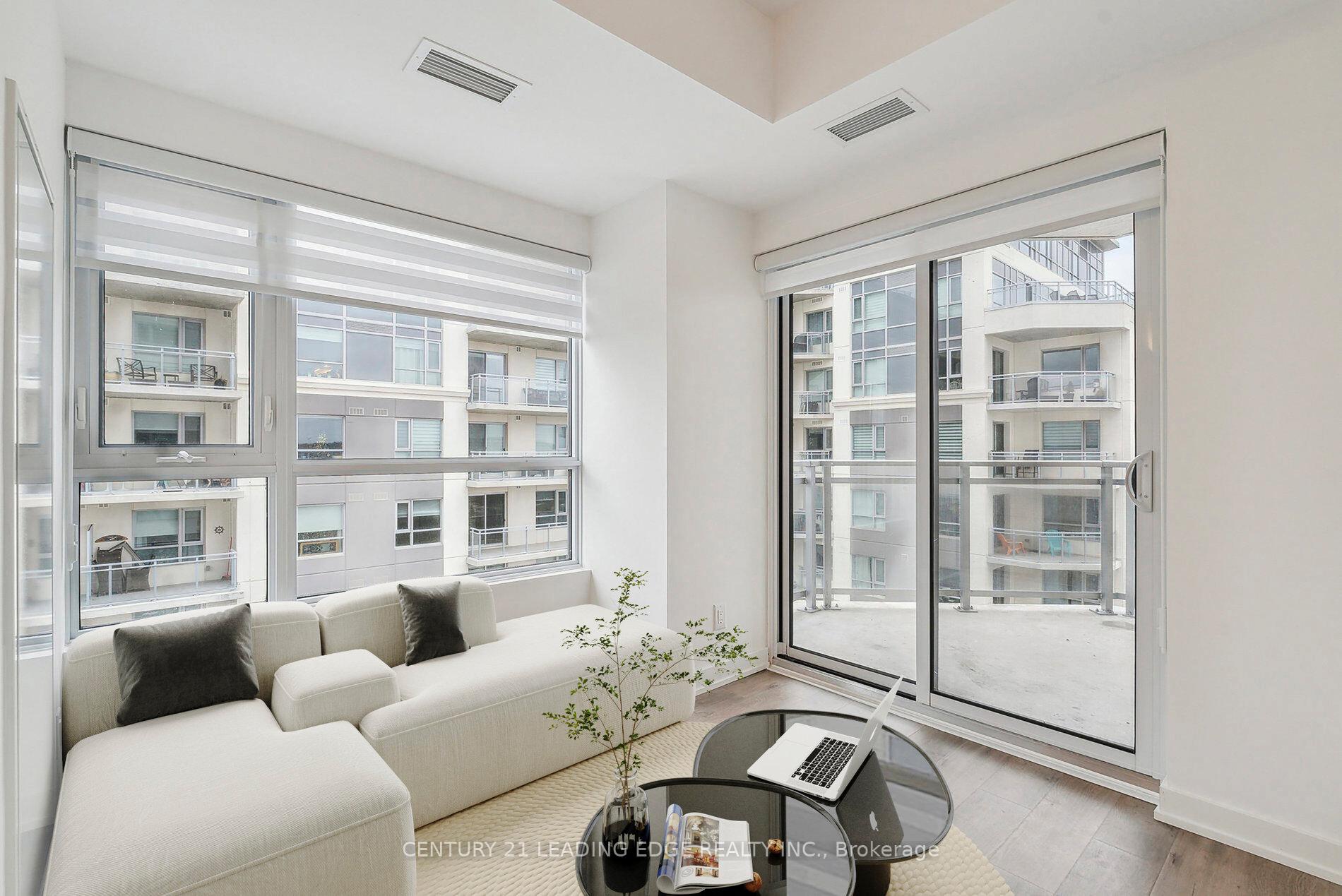 Photo 6 of Unit 710, 56 Lakeside Terrace, Barrie, Little Lake — HOMEH