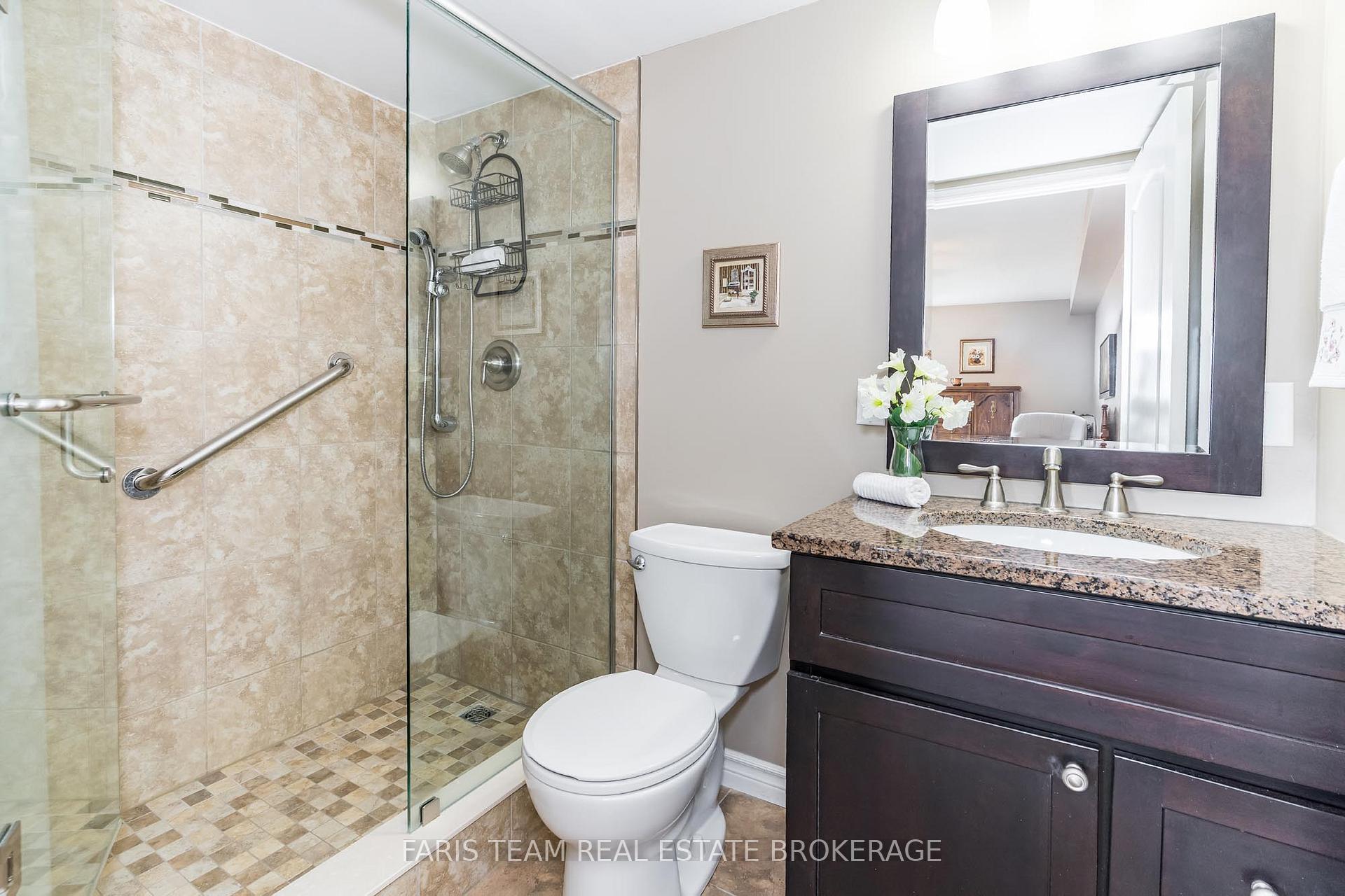 Photo 13 of Unit 1006, 181 Collier Street, Barrie, North Shore — HOMEH