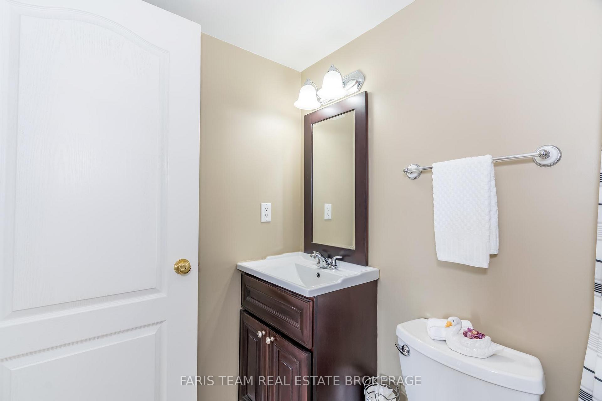 Photo 16 of Unit 1006, 181 Collier Street, Barrie, North Shore — HOMEH