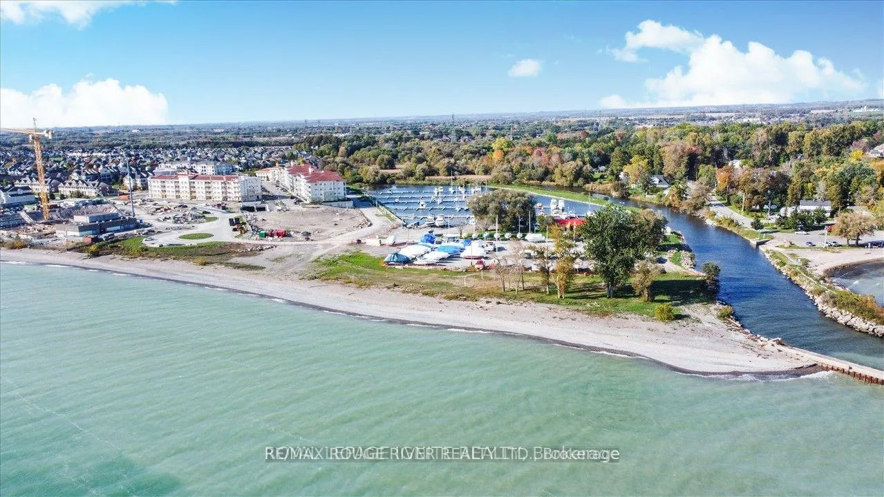 Photo 8 of Unit 124, 50 Lakebreeze Drive, Clarington, Newcastle — HOMEH
