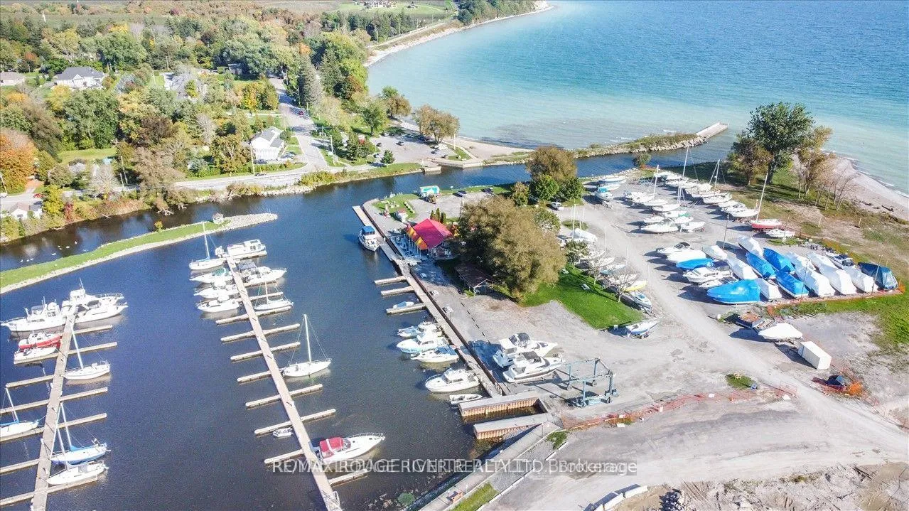 Photo 10 of Unit 124, 50 Lakebreeze Drive, Clarington, Newcastle — HOMEH