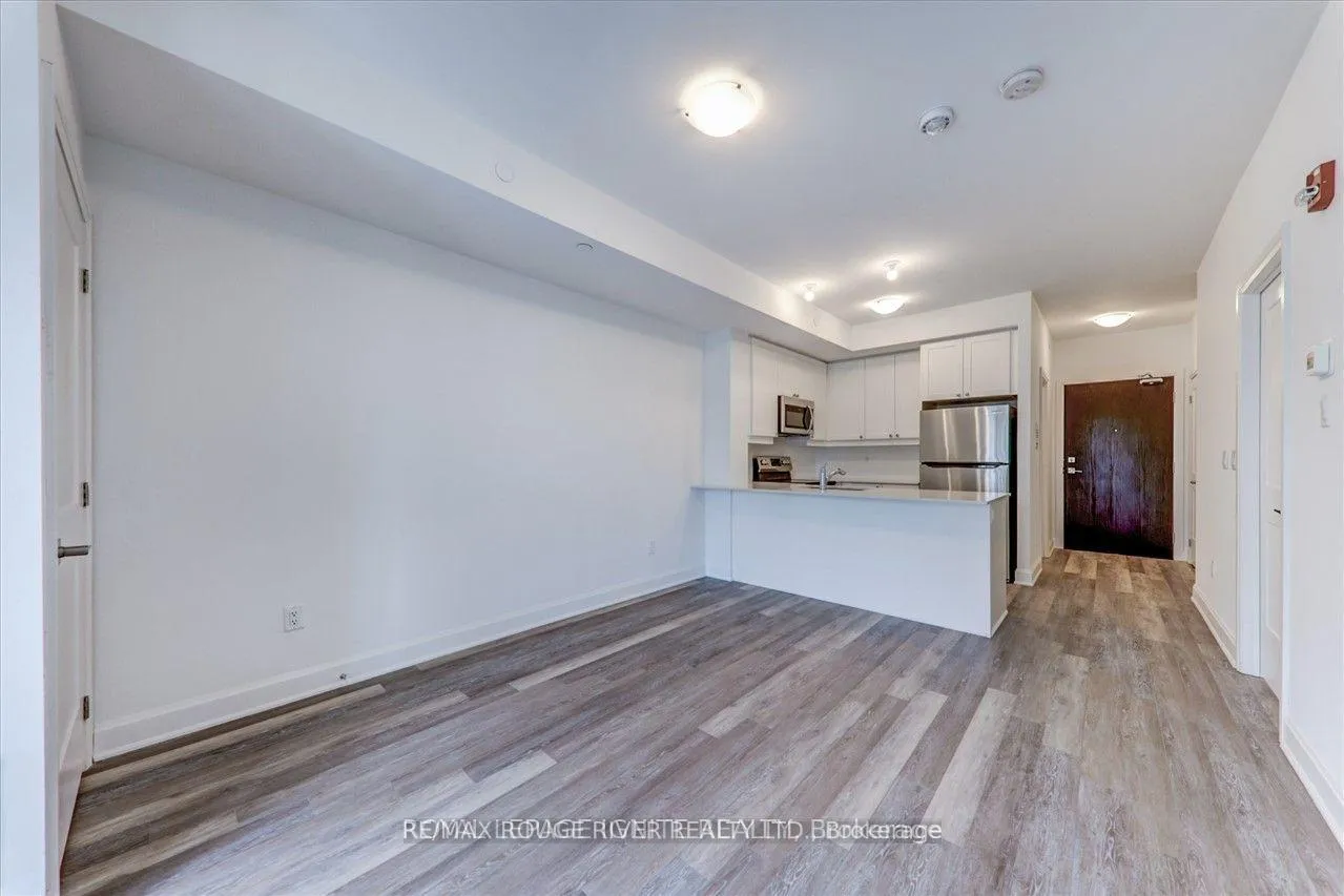 Photo 31 of Unit 124, 50 Lakebreeze Drive, Clarington, Newcastle — HOMEH