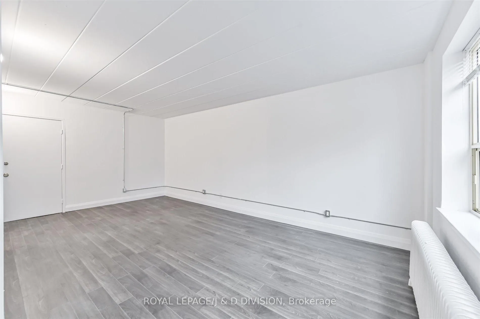 Photo 6 of Unit 207, 325 Sammon Avenue, Toronto, Danforth Village-East York — HOMEH