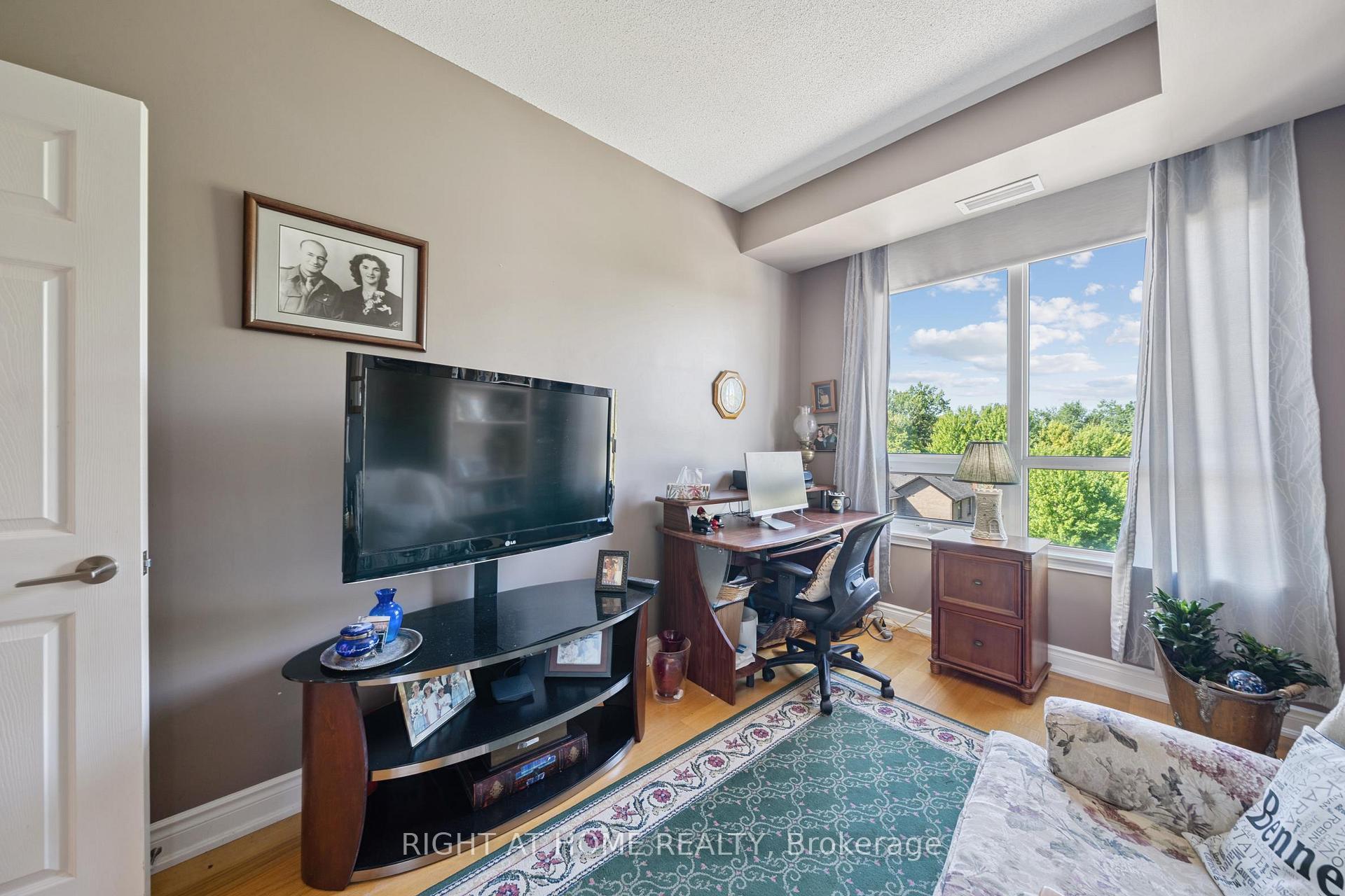 Photo 42 of Unit 502, 171 Shanly Street, Scugog, Port Perry — HOMEH
