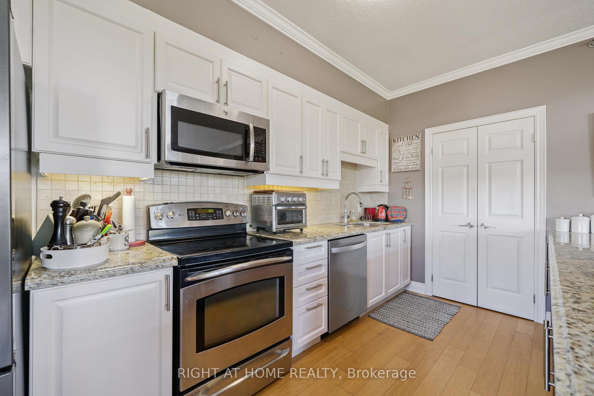 Photo 32 of Unit 502, 171 Shanly Street, Scugog, Port Perry — HOMEH