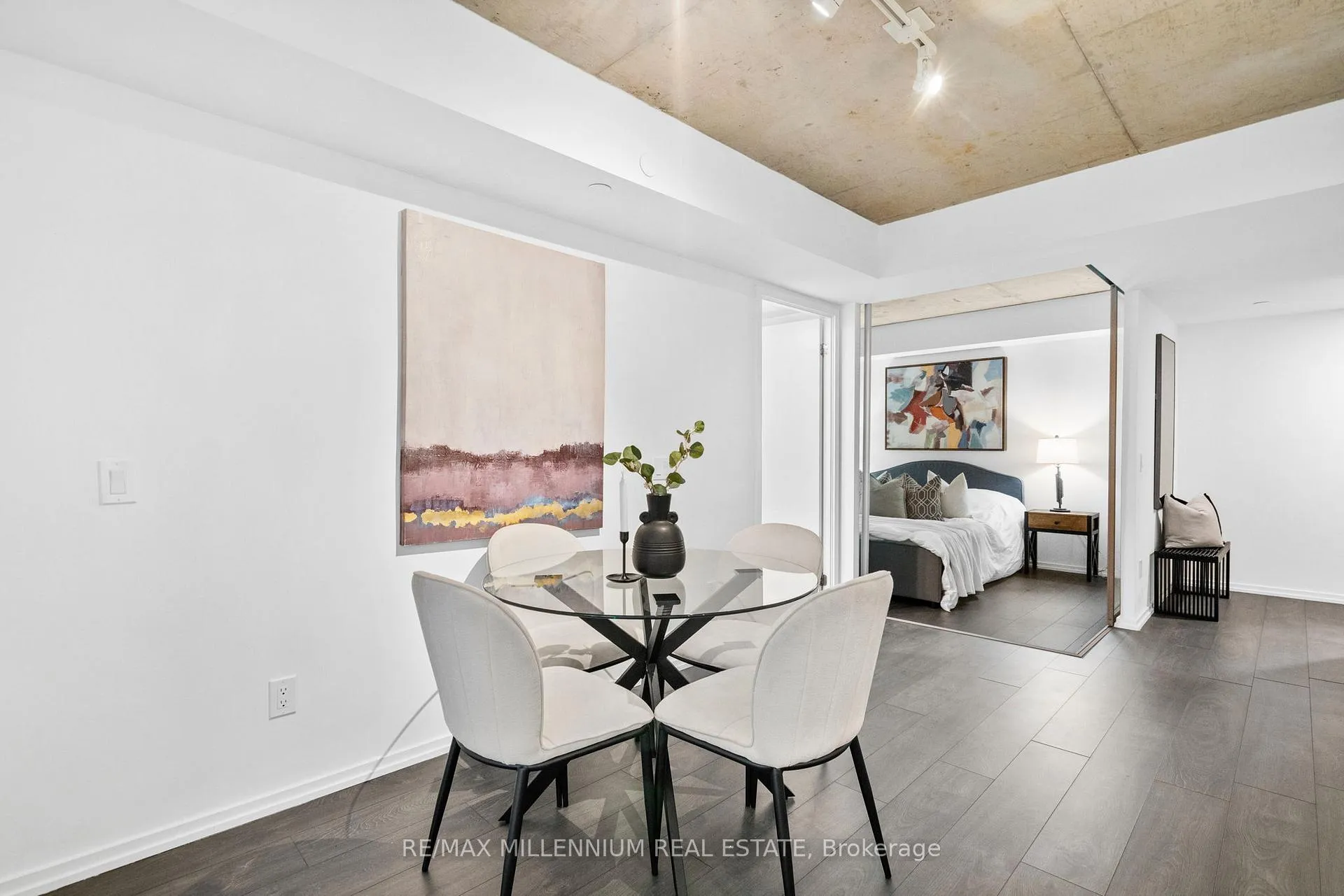Photo 19 of Unit 802, 5 Soudan Avenue, Toronto, Mount Pleasant West — HOMEH