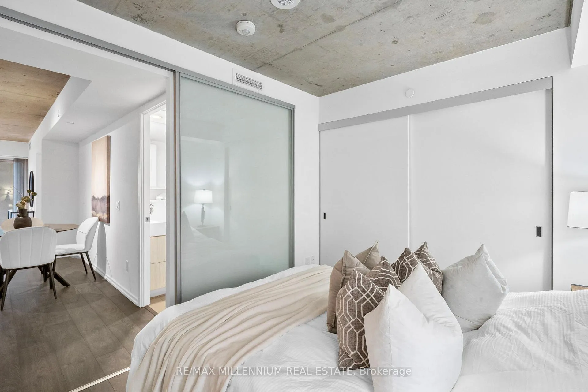Photo 33 of Unit 802, 5 Soudan Avenue, Toronto, Mount Pleasant West — HOMEH
