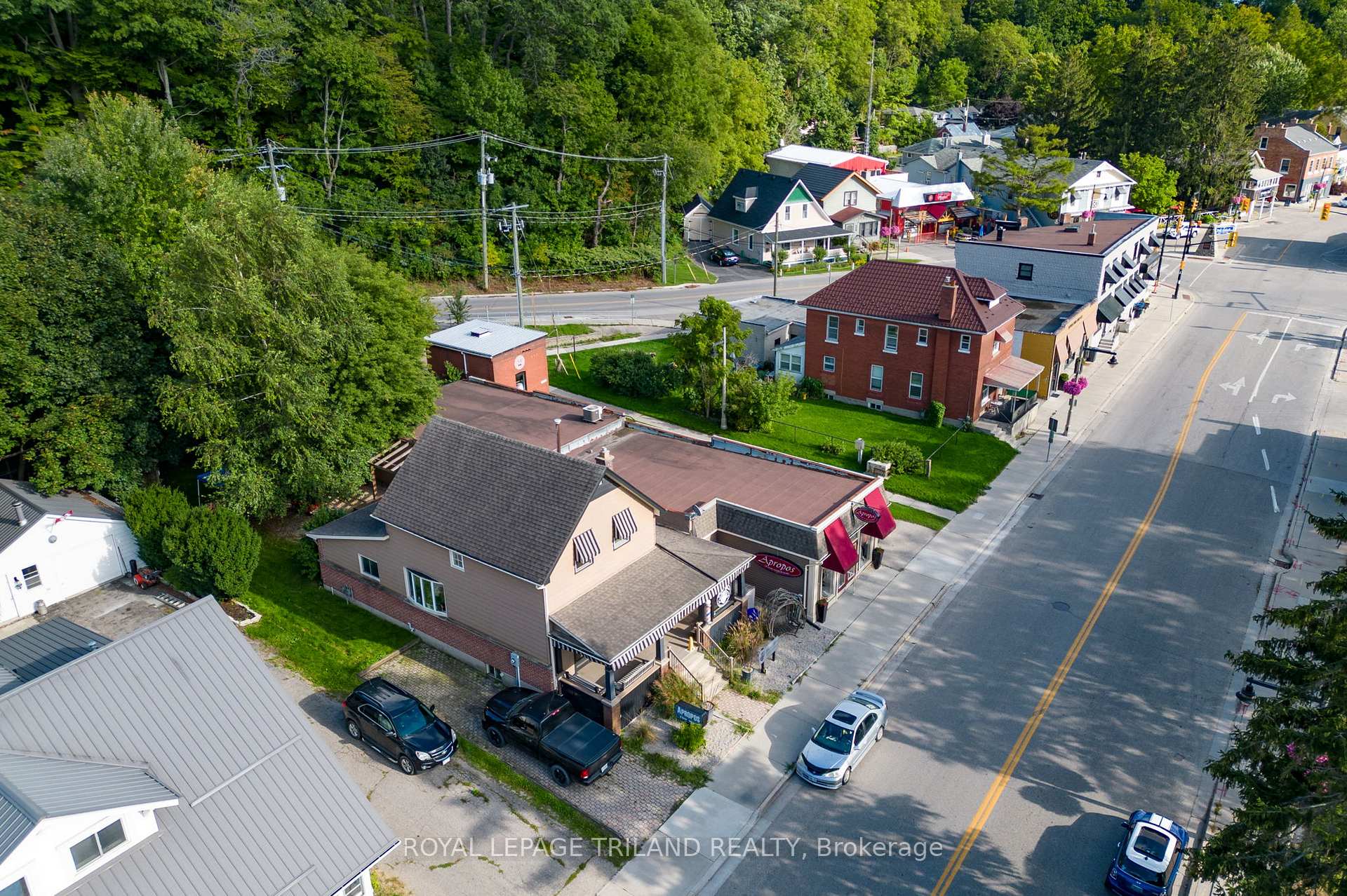 Photo 4 of Unit D, 227 Colborne Street, Central Elgin, Port Stanley — HOMEH