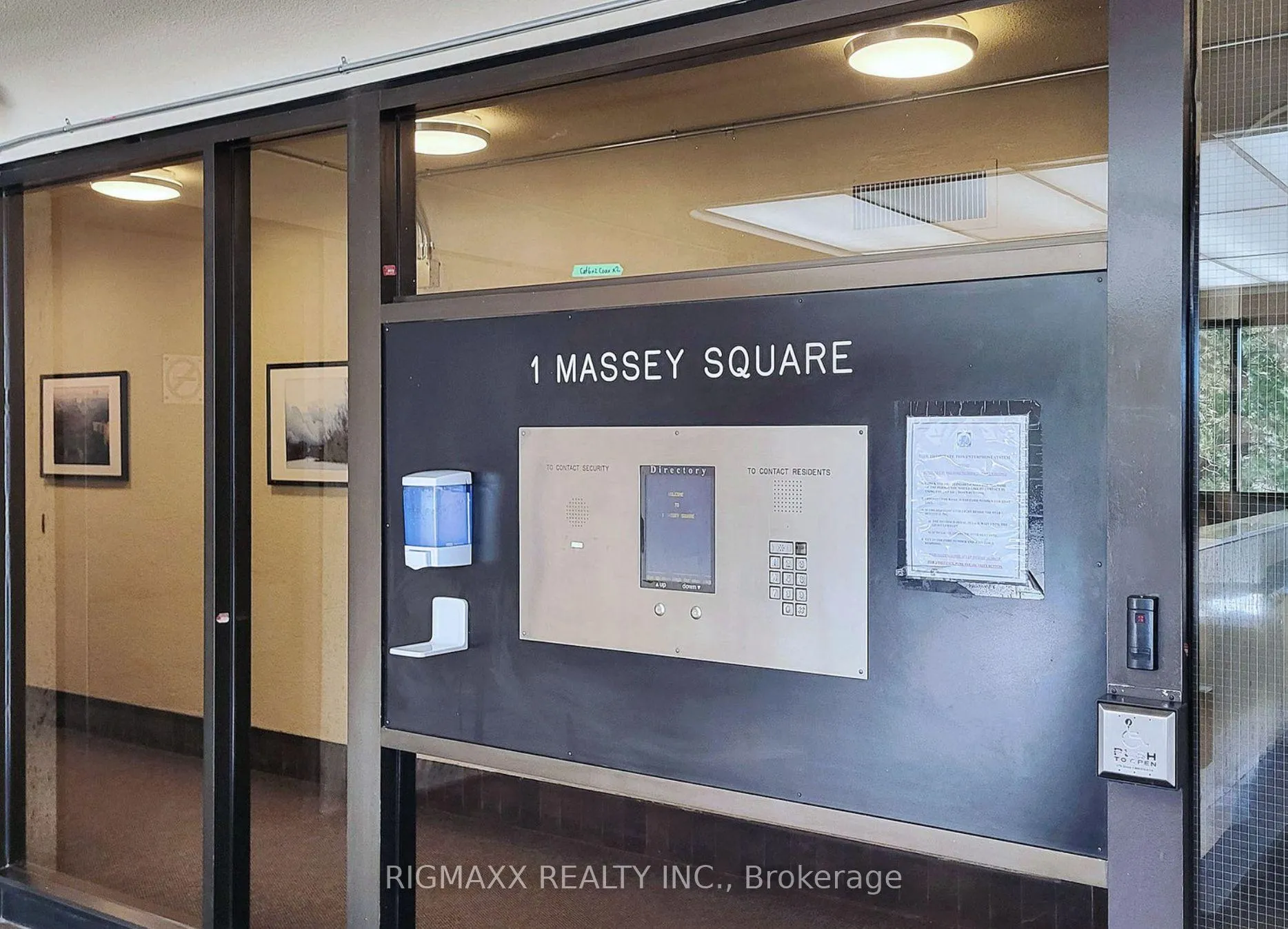 Photo 2 of Unit 907, 1 Massey Square, Toronto, Crescent Town — HOMEH
