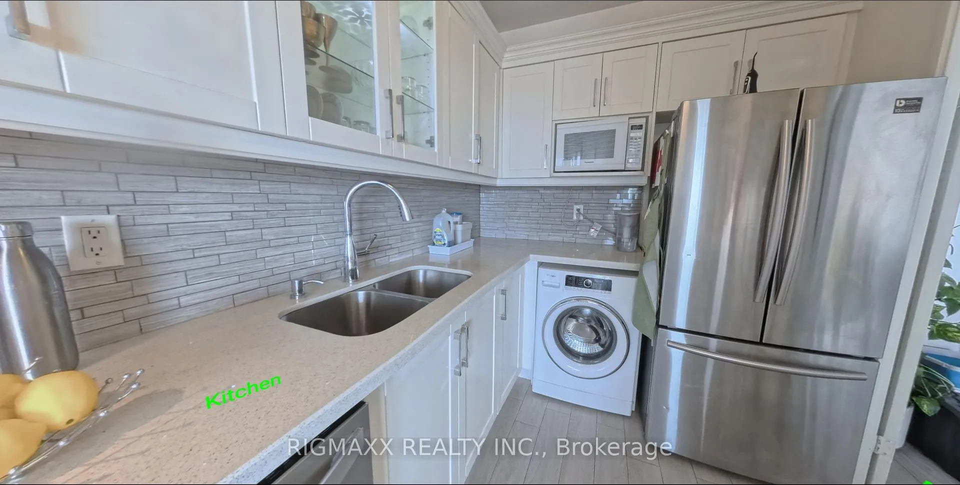 Photo 10 of Unit 907, 1 Massey Square, Toronto, Crescent Town — HOMEH