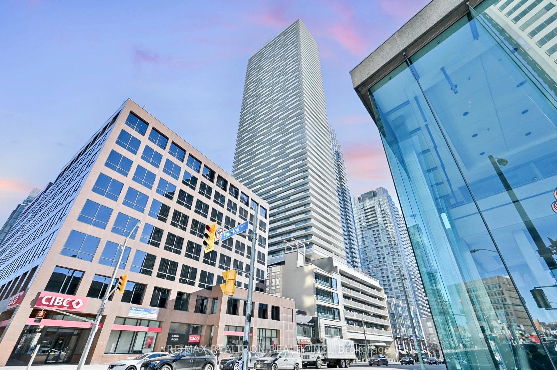 Photo 3 of Unit 4205, 2221 Yonge Street, Toronto, Mount Pleasant West — HOMEH