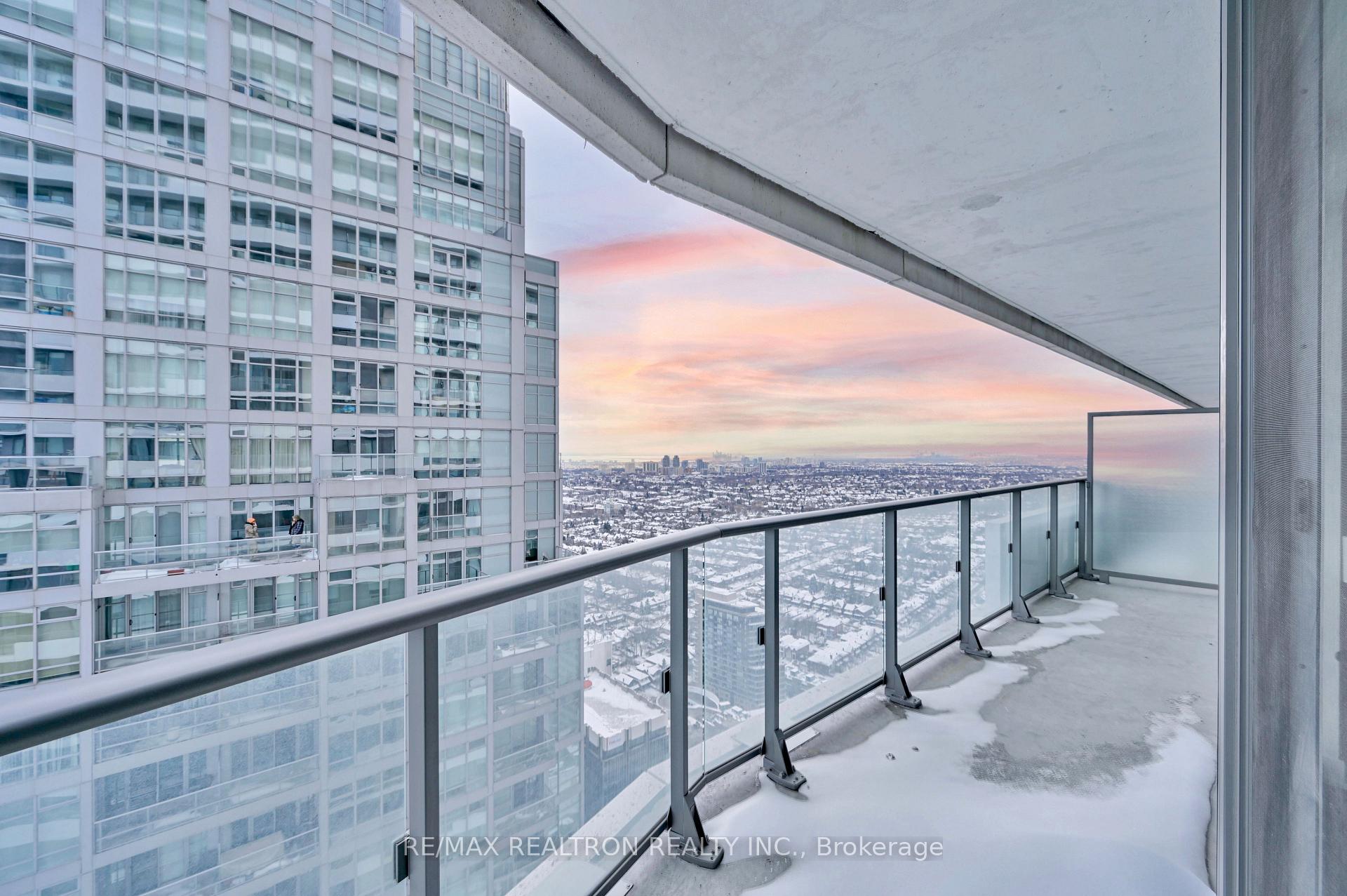 Photo 23 of Unit 4205, 2221 Yonge Street, Toronto, Mount Pleasant West — HOMEH